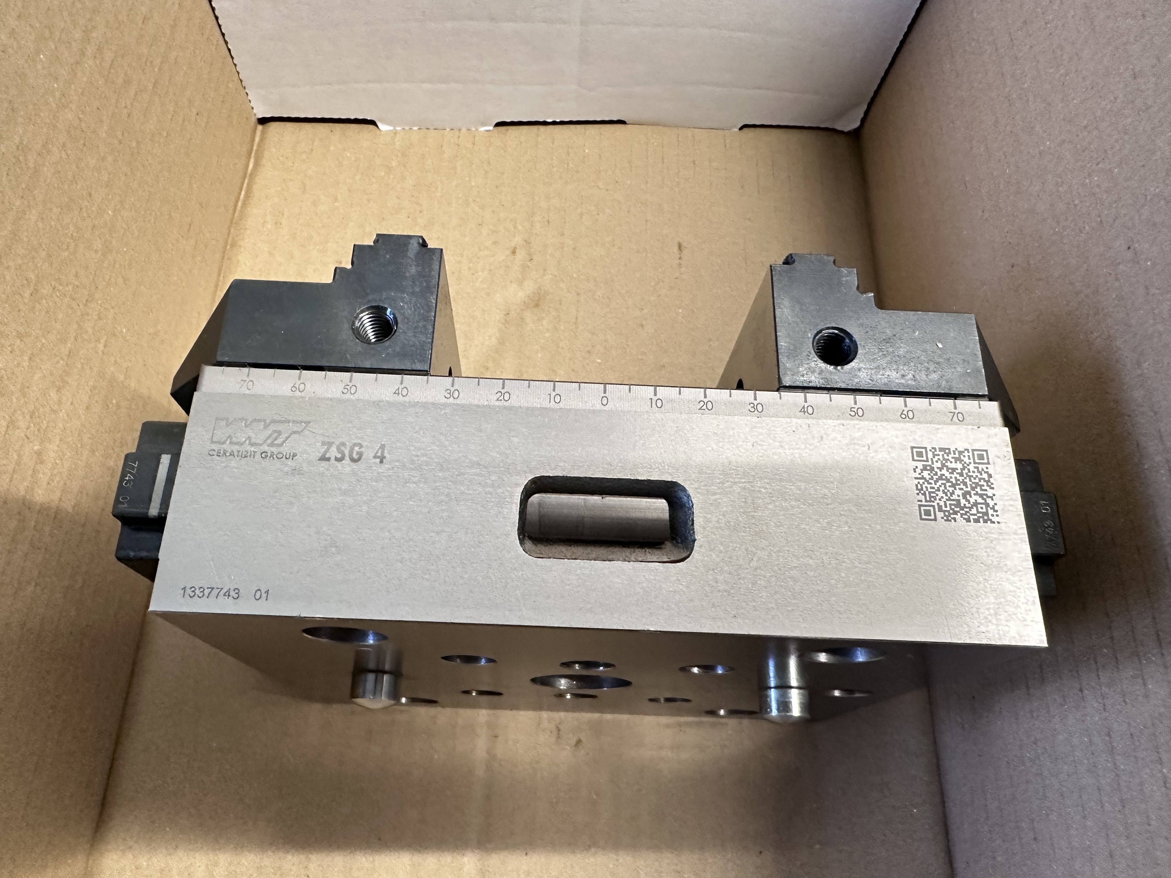 WNT Machine Vice 160mm Long, Type Z5G 4