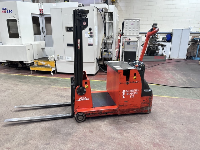 Lansing Linde Type L10 AC Battery Operated Walk-Behind High Reach Truck