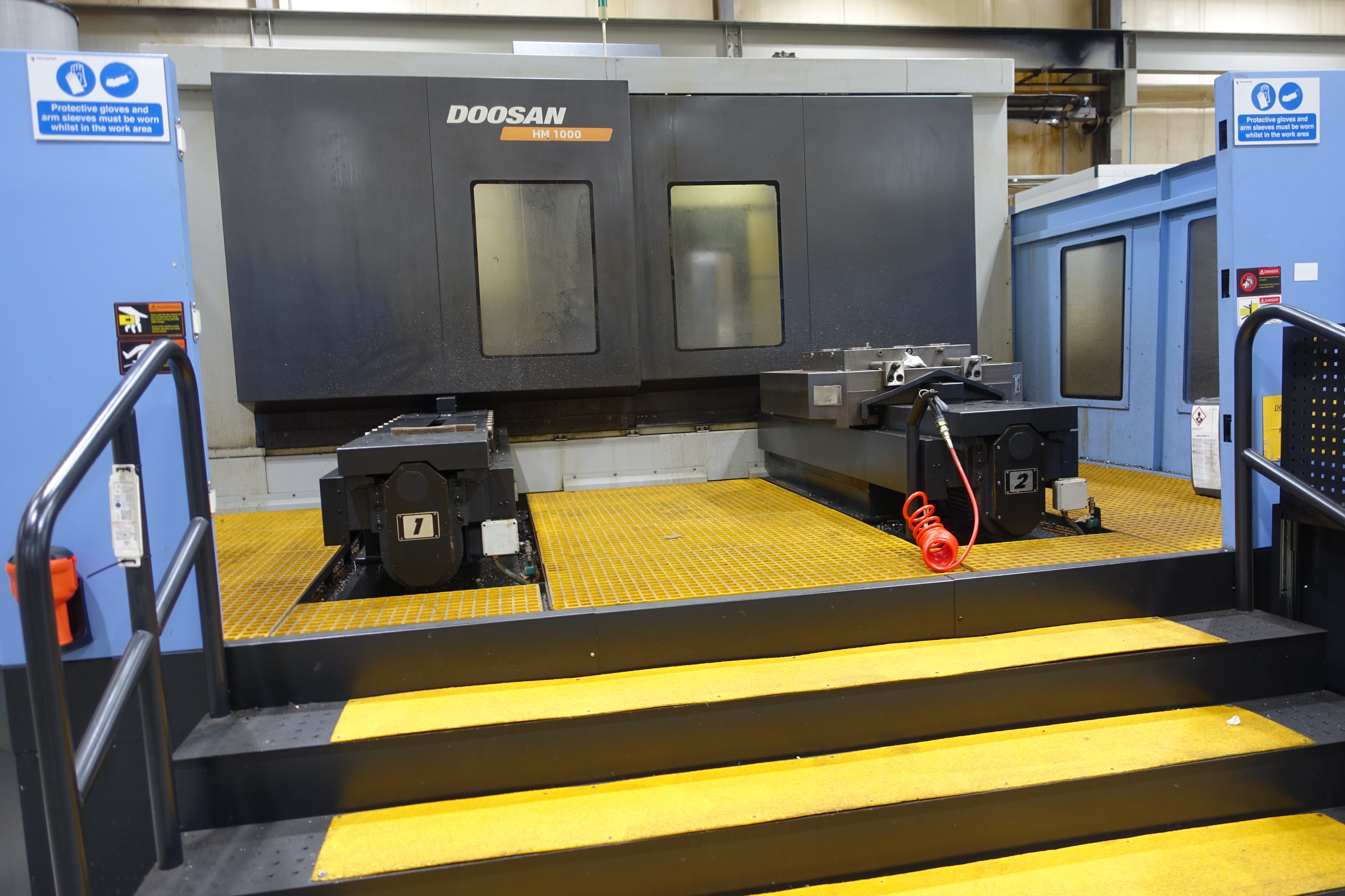 Doosan HM1000 Heavy Duty Twin Pallet Horizontal Machine Centre. (11/2009)