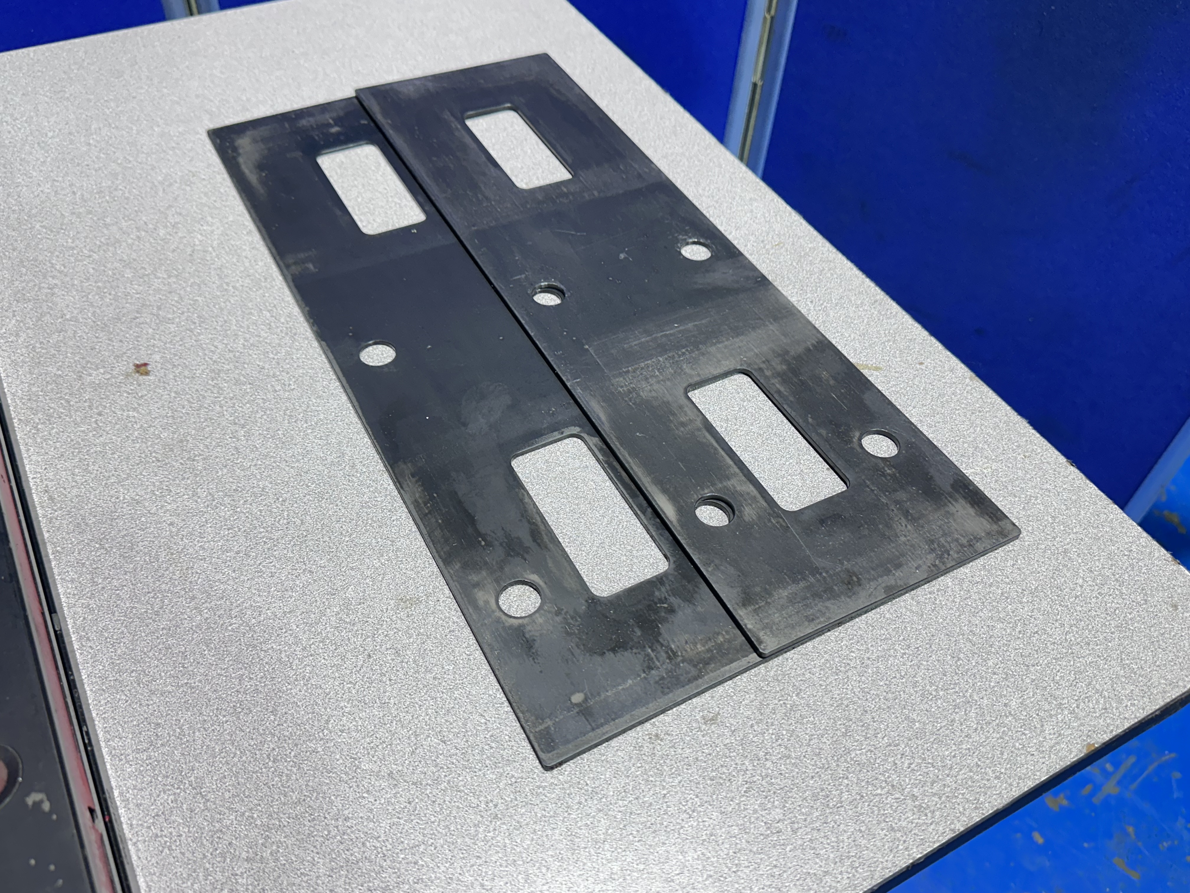 (2) x Chick 5 QL 1550 Multilok Machine Bases