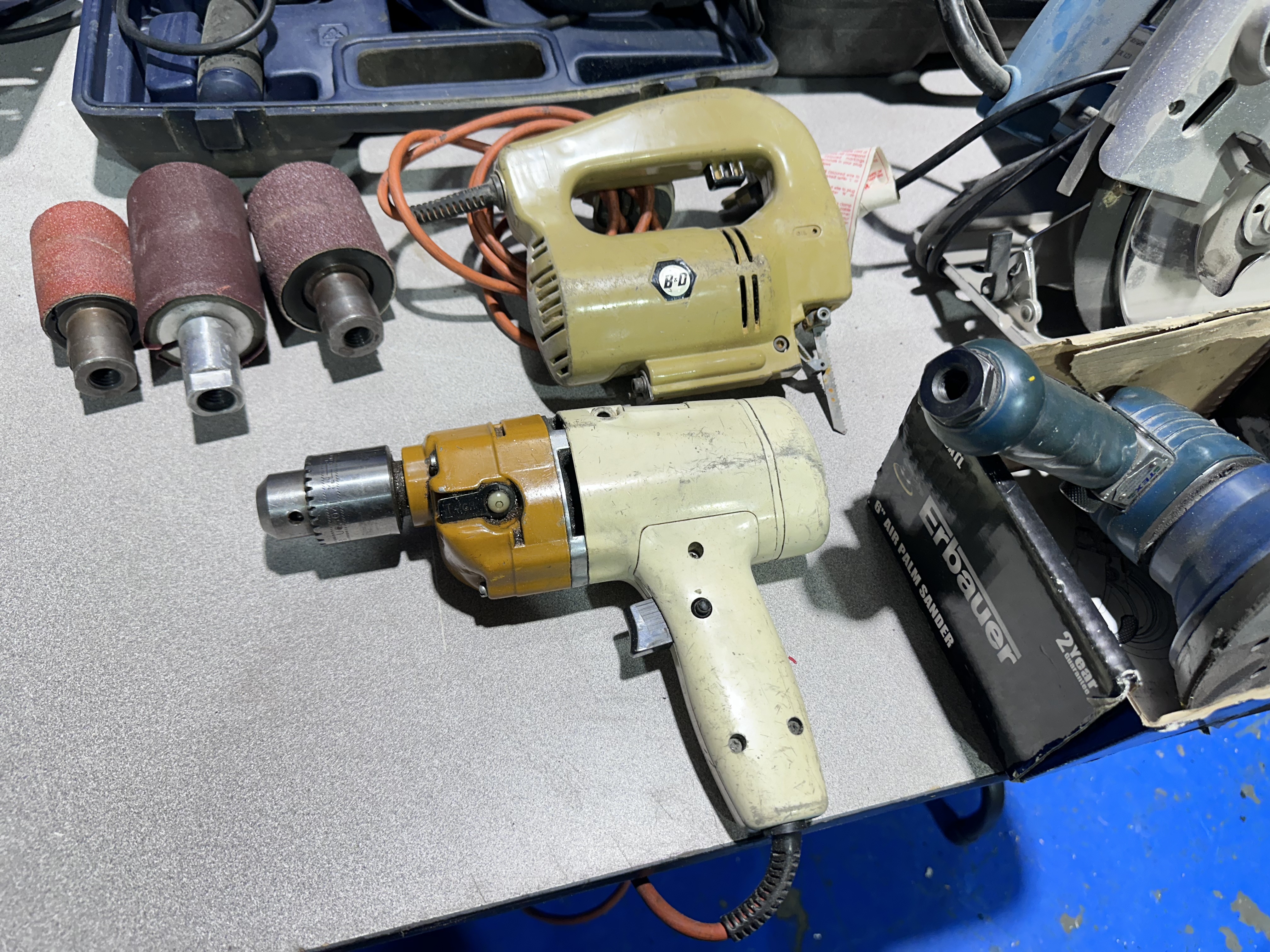 Various Electrical Power Tools to Include Circular Saws, Jig Saw, Drill, Sanders & Heat Gun