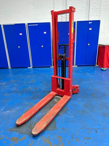 Northern Industrial Pedestrian Hand Stacker