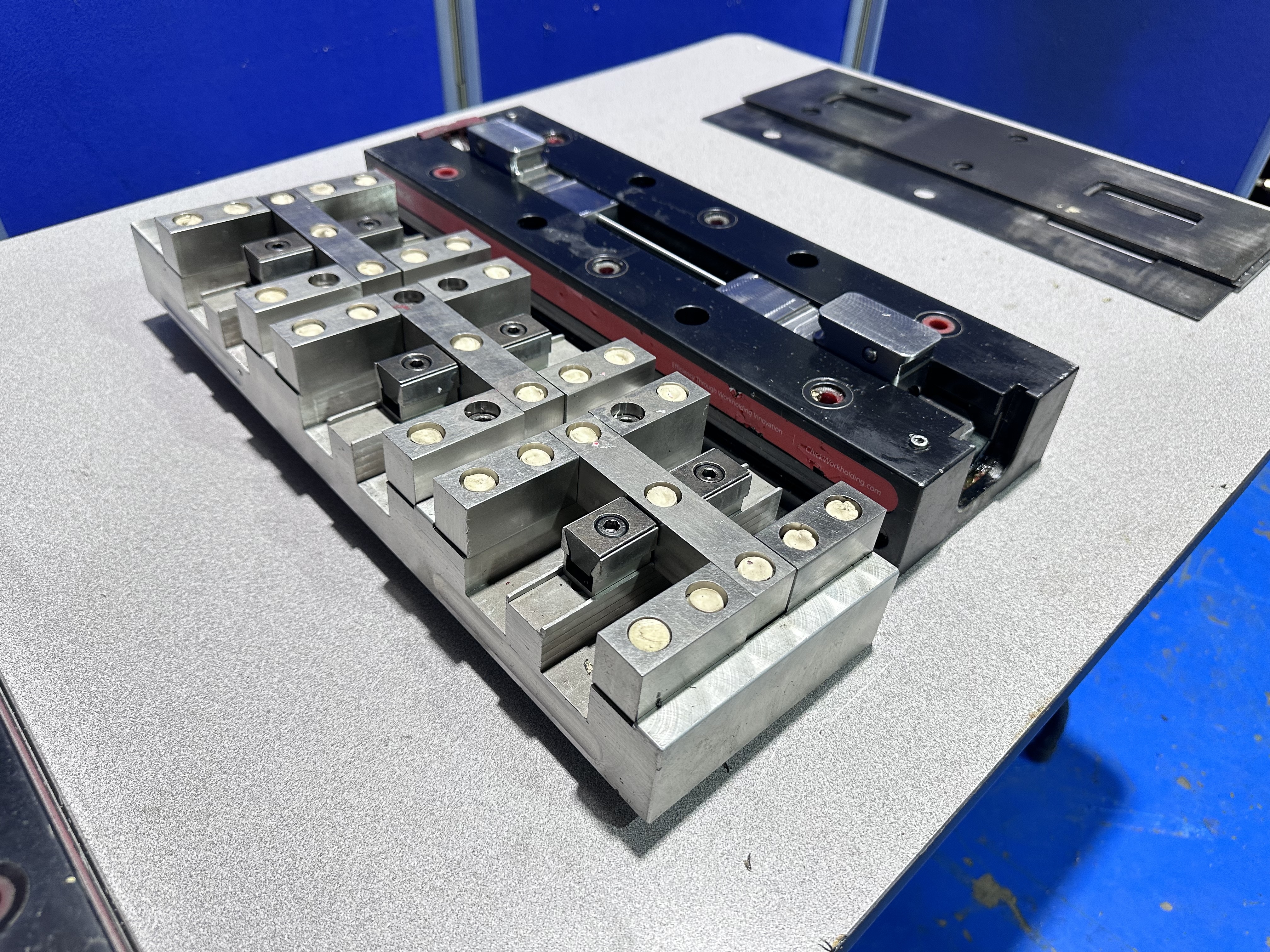 (2) x Chick 5 QL 1550 Multilok Machine Bases