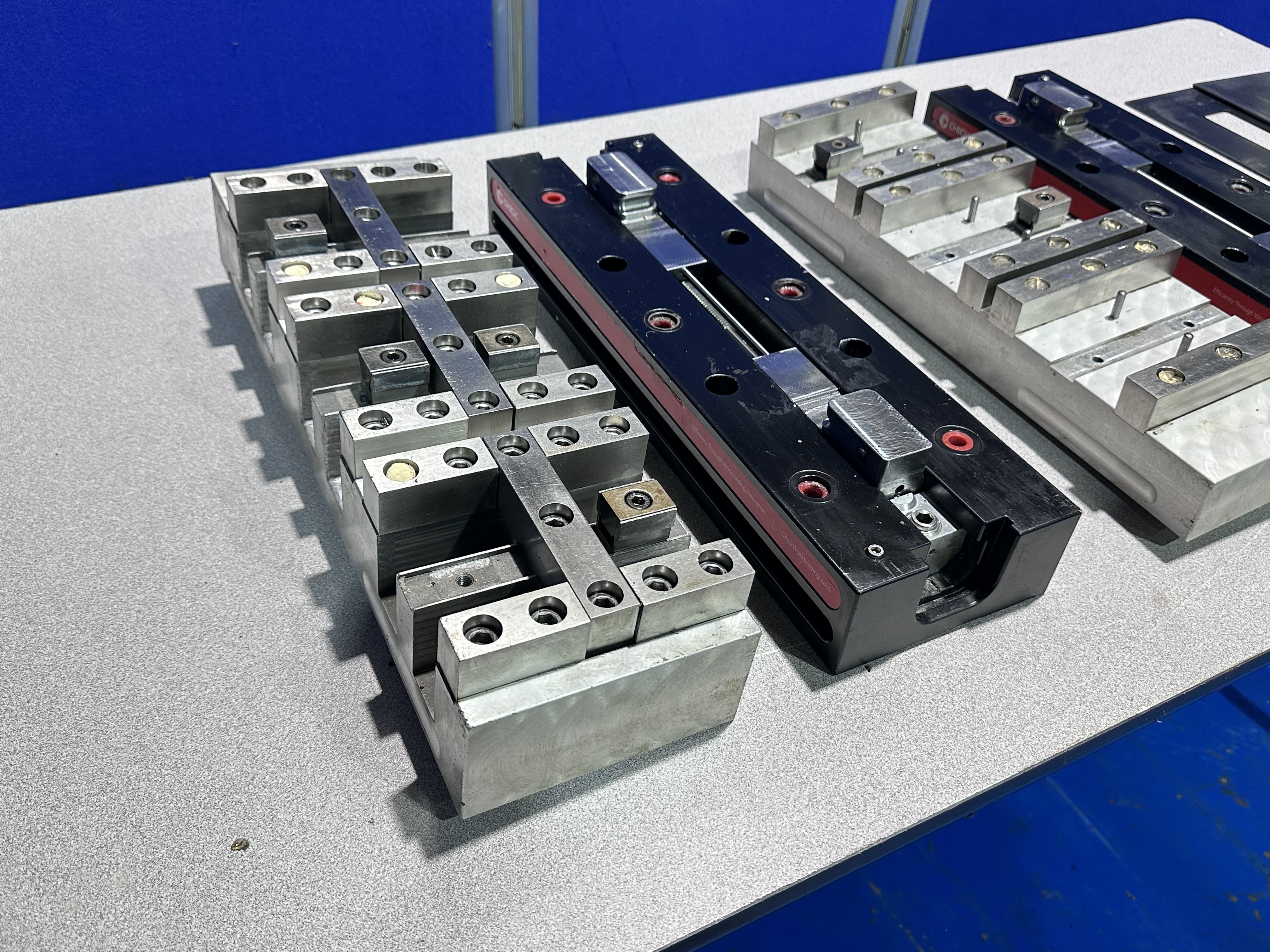 (2) x Chick 5 QL 1550 Multilok Machine Bases