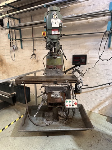 Chen Ho Manual Milling Machine CHU 1500s