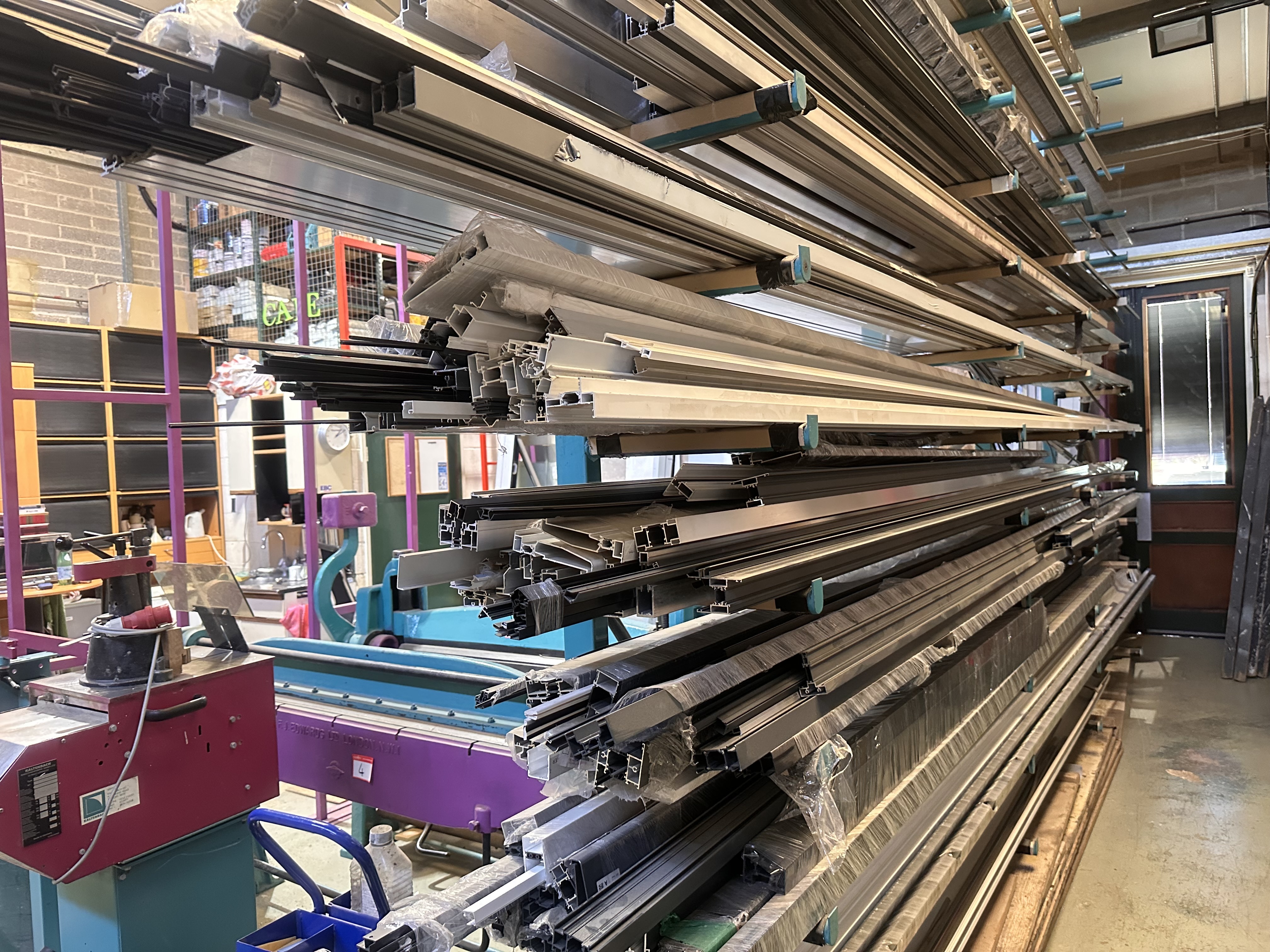 Selection of Aluminium Extrusion For Windows/Doors