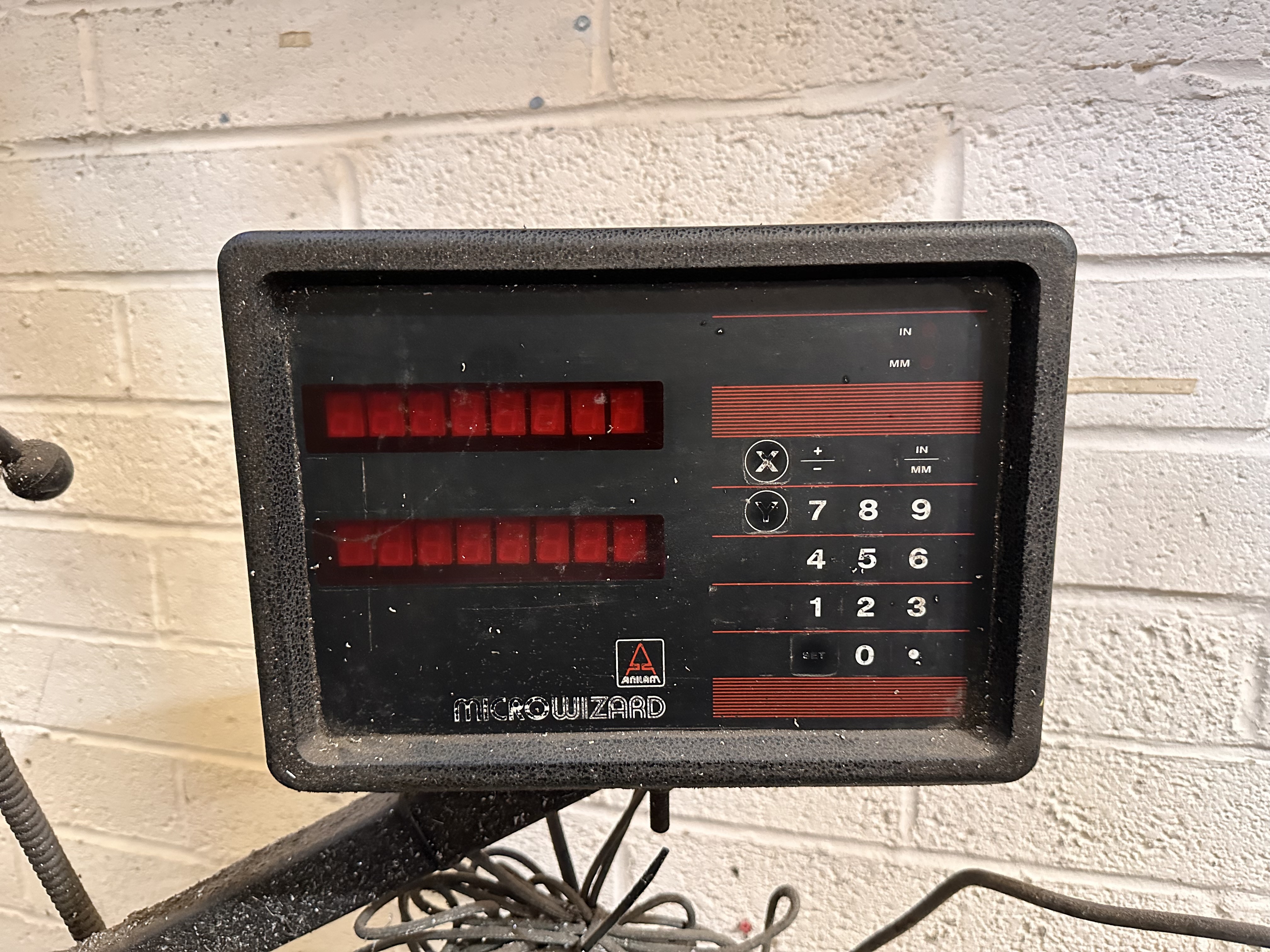 Chen Ho Manual Milling Machine CHU 1500s