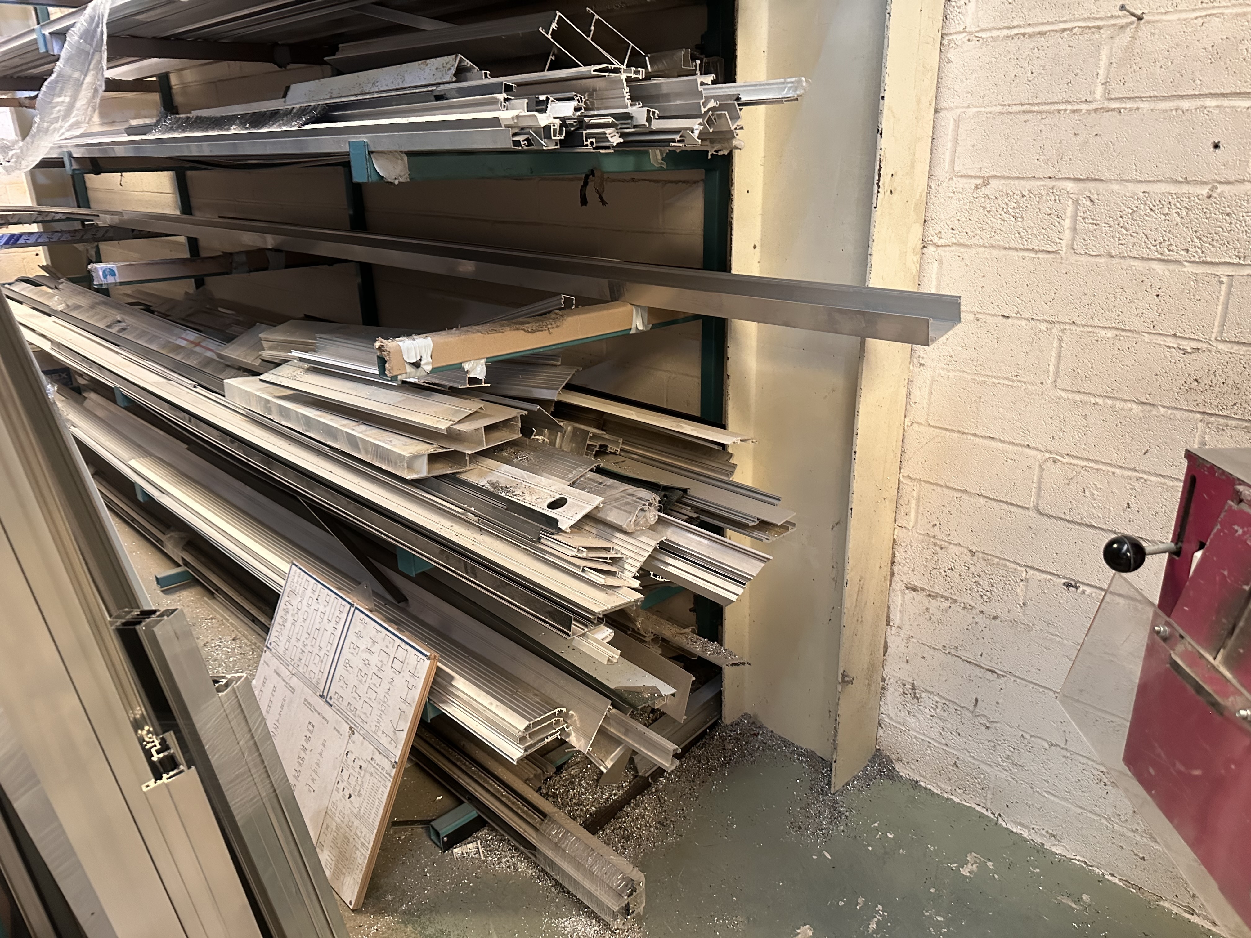 Selection of Aluminium Extrusion For Windows/Doors