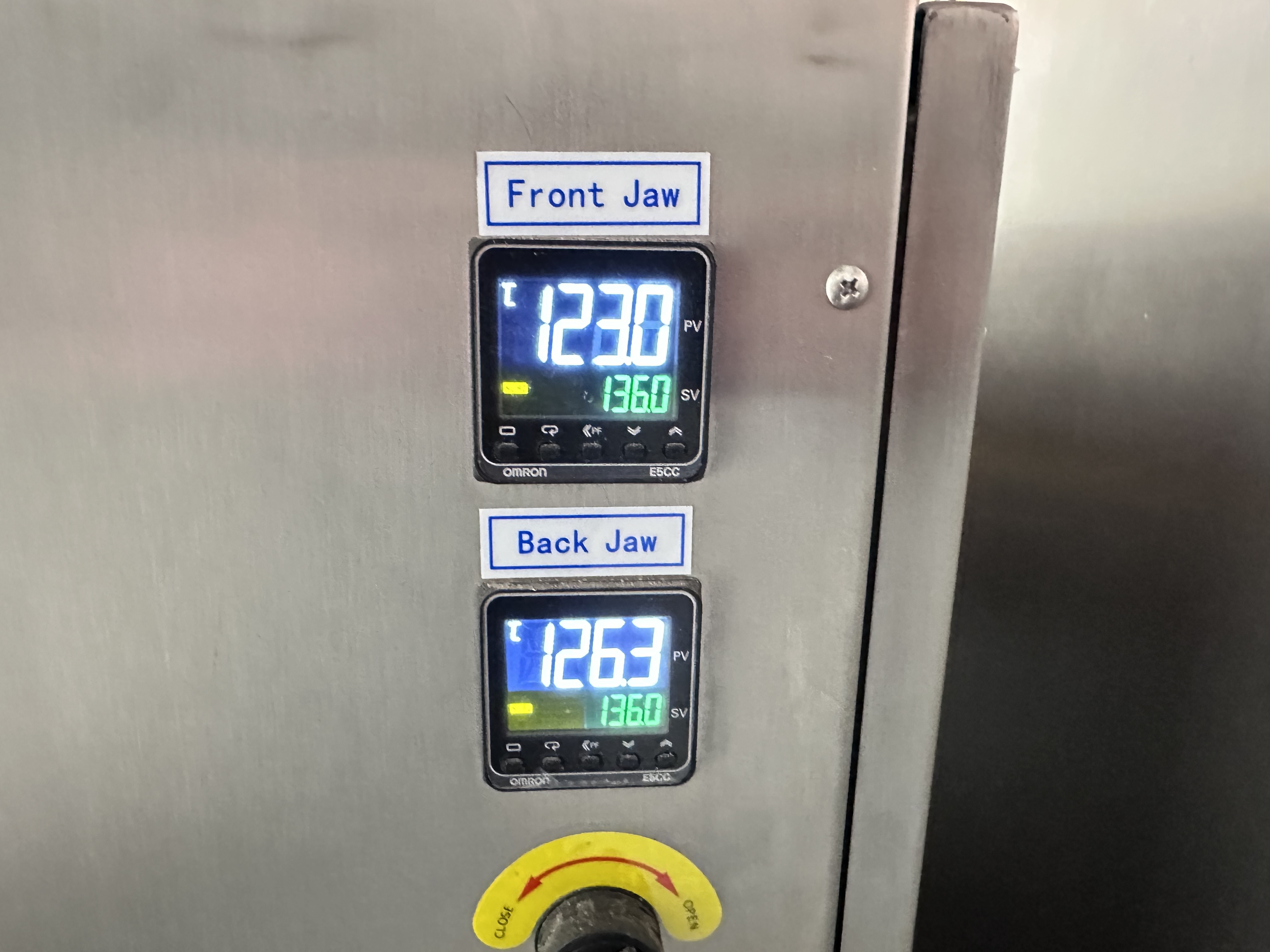 Mini Linear Doy Pack 210 Filler with Pouch Cassette to Infeed Open, Fill and Seal Pouch (2022)