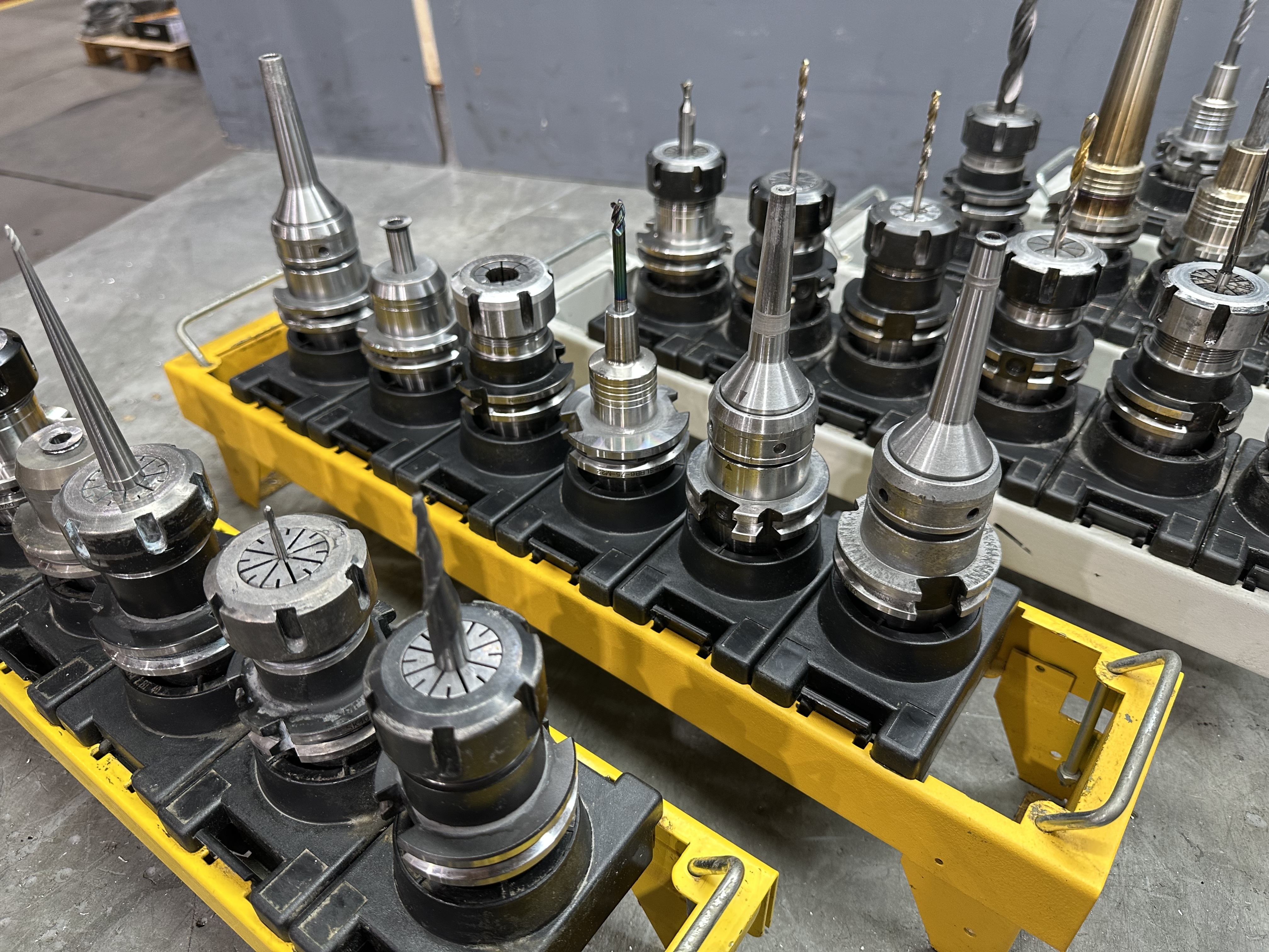 CAT40 Spindle Tool Holders with Various Cutter Holder Ends (5 x Tool Racks)