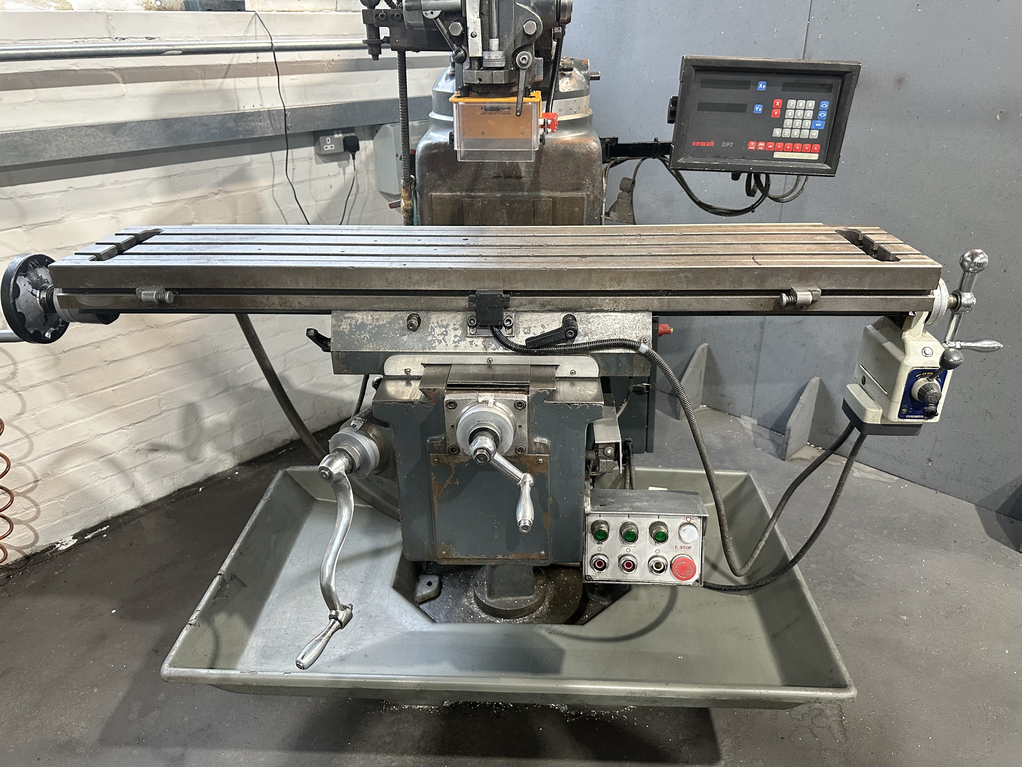 Excel PKTM 380VA Turret Head Milling Machine (1997)