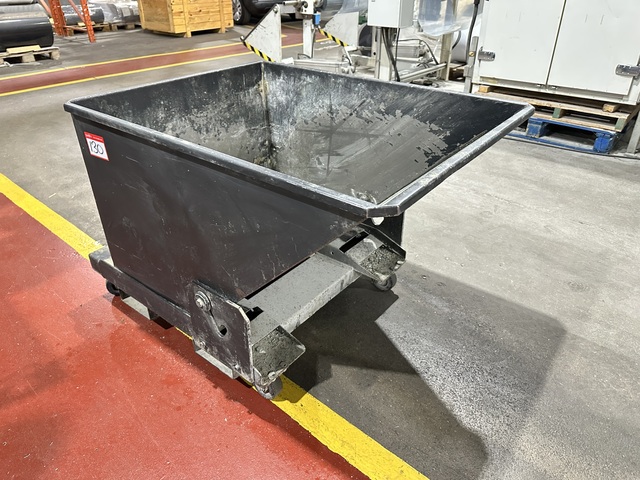 Mobile Swarf Tipping Skip, Size 840 x 1100mm x 800mm