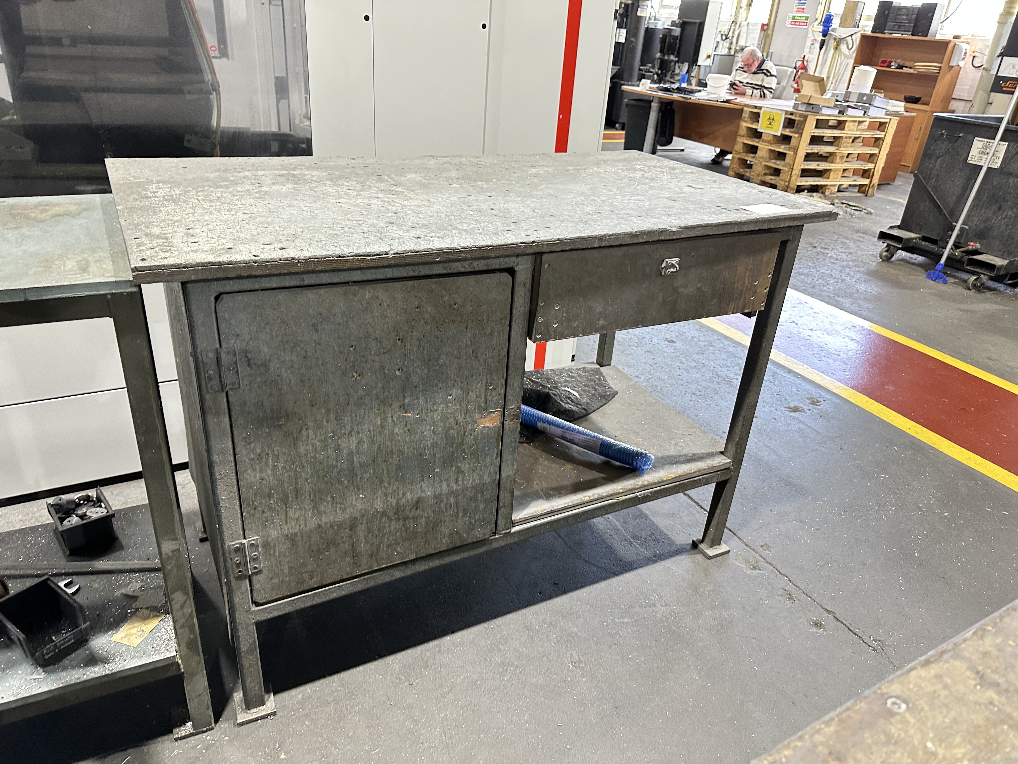 Various Size Work Bench & Tables