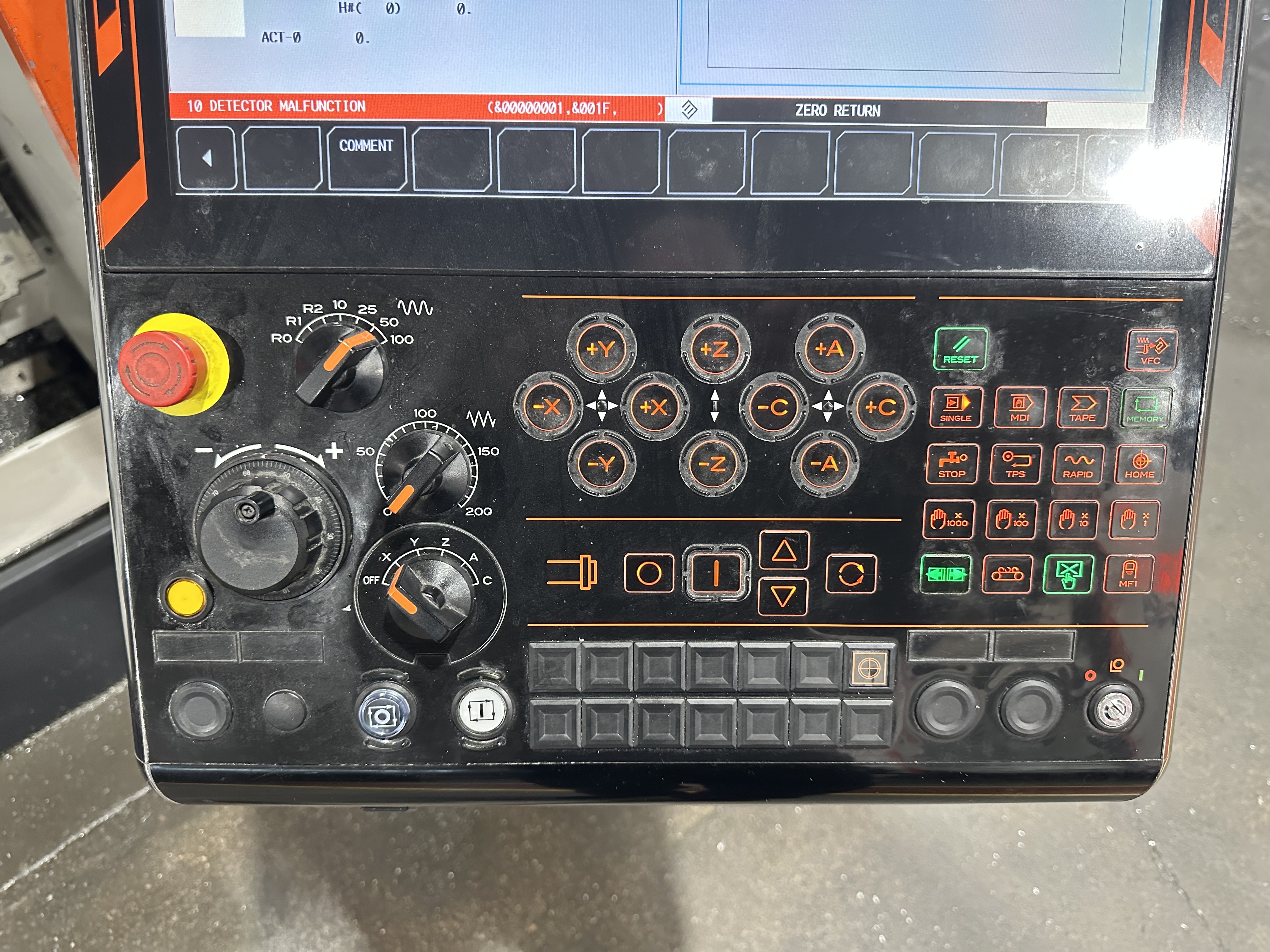 Mazak Variaxis i-500 5 Axis CNC Machining Centre. (2016)