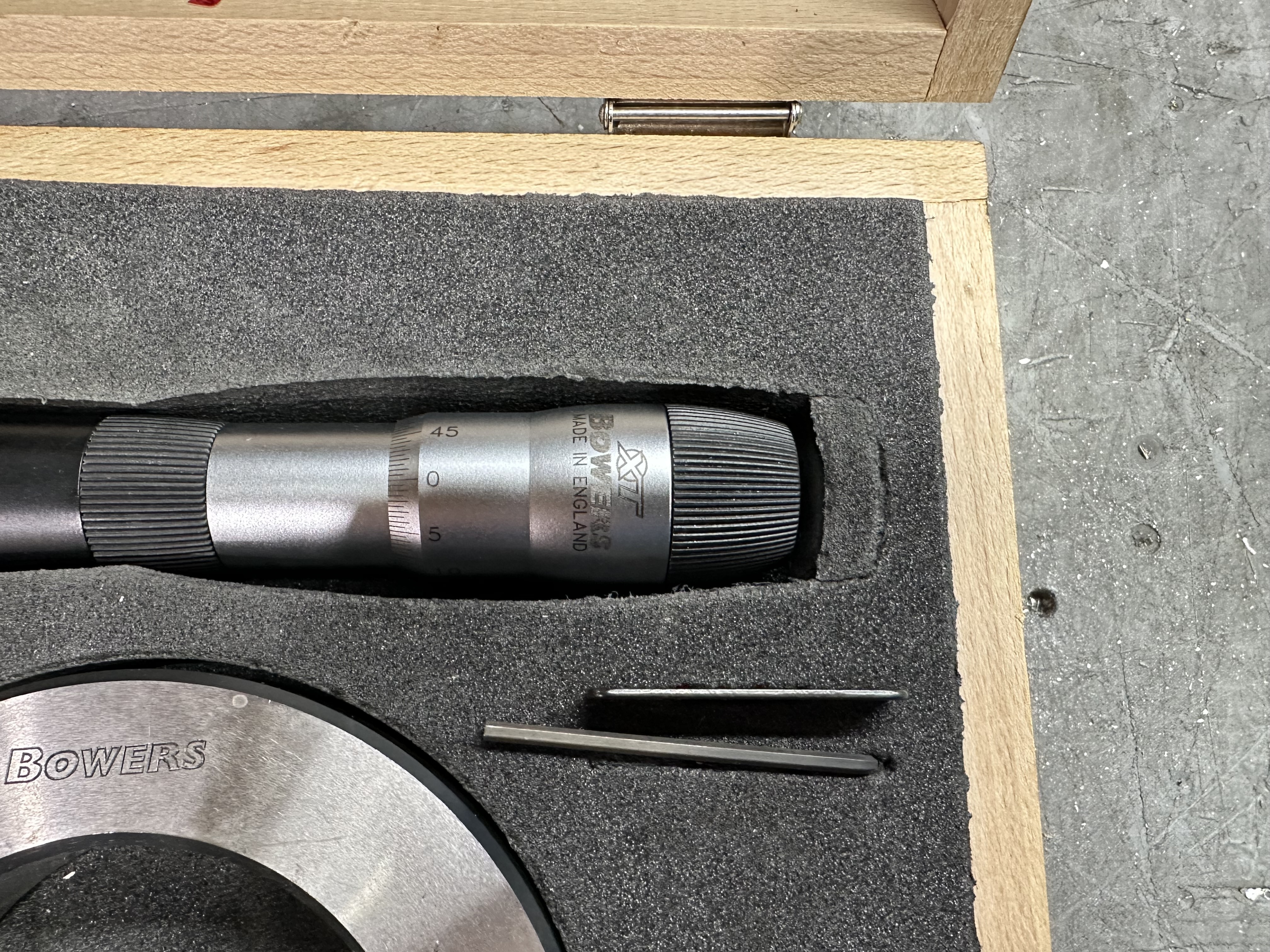 Bowers XT 80 - 100mm Bore Gauge with Setting Ring