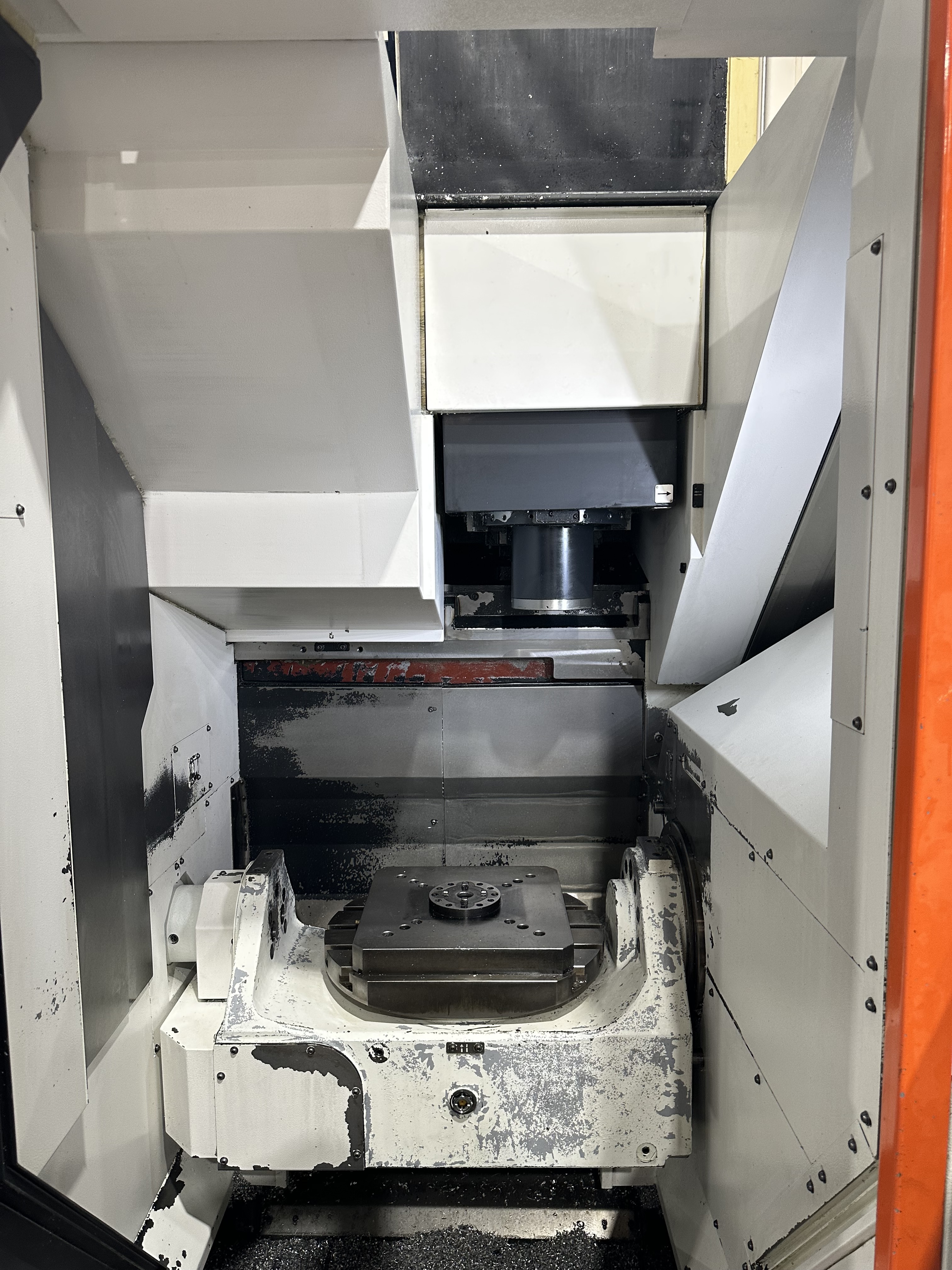 Mazak Variaxis i-500 5 Axis CNC Machining Centre. (2016)
