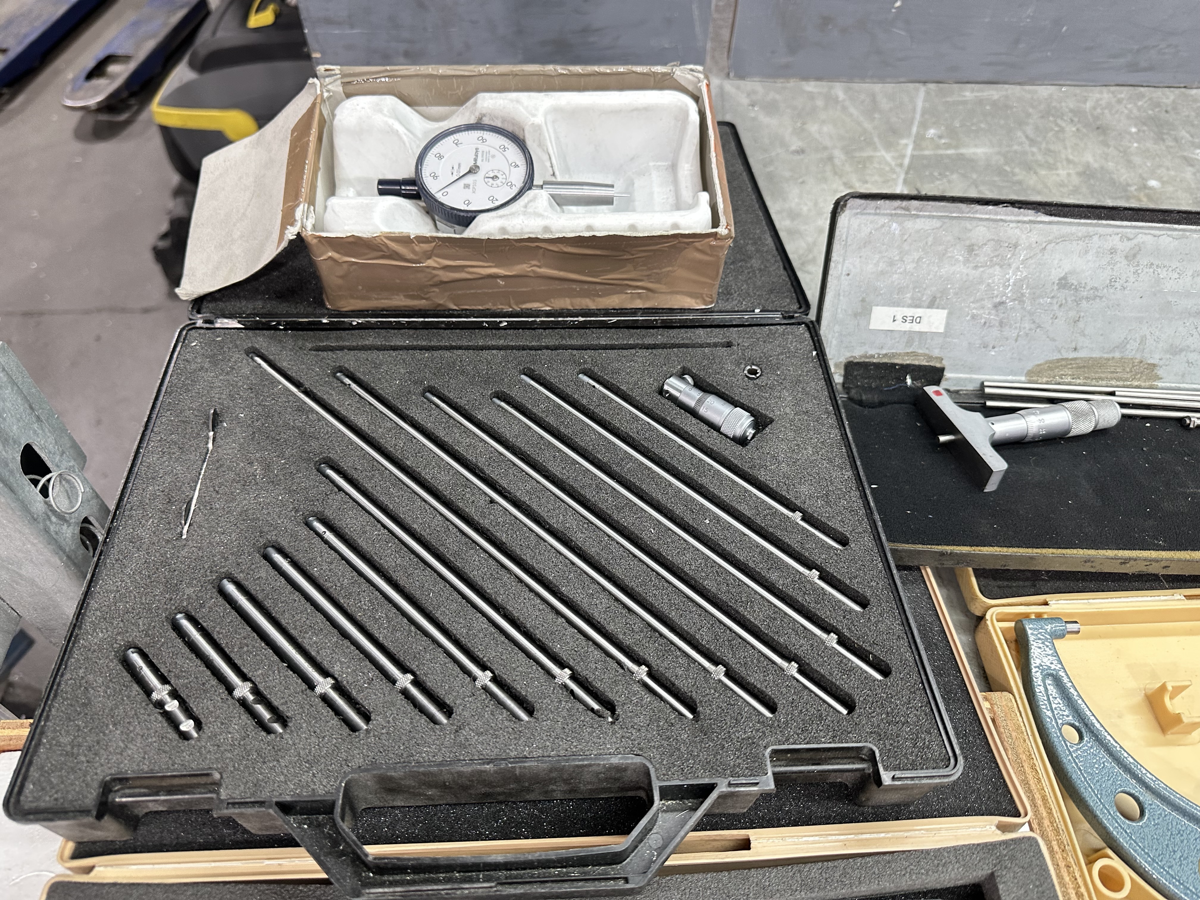 Various Size Metric Micrometers Range 0 - 25mm to 225 - 250mm