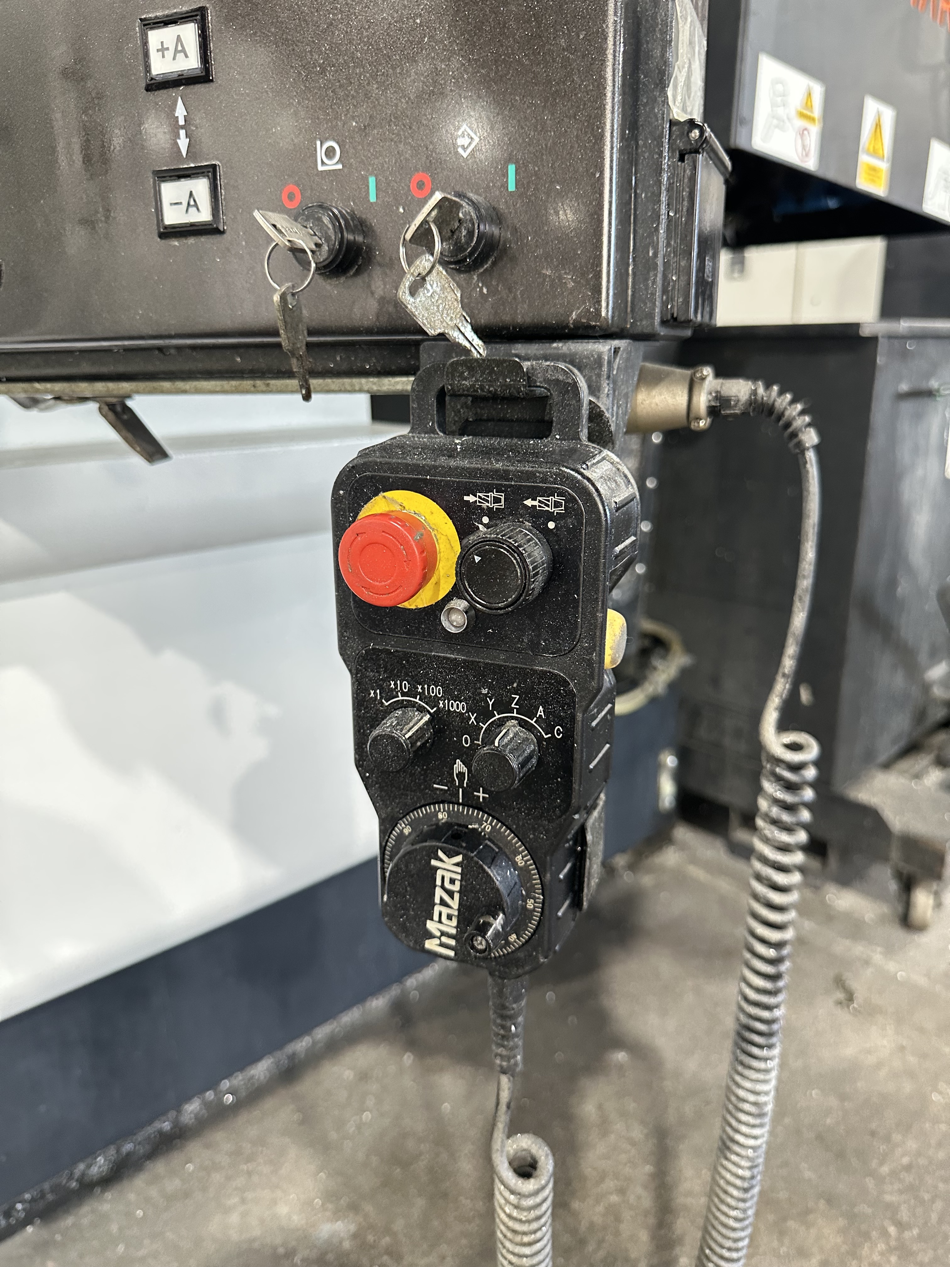 Mazak Variaxis 500-5X II 5 Axis CNC Machining Centre. (2012)
