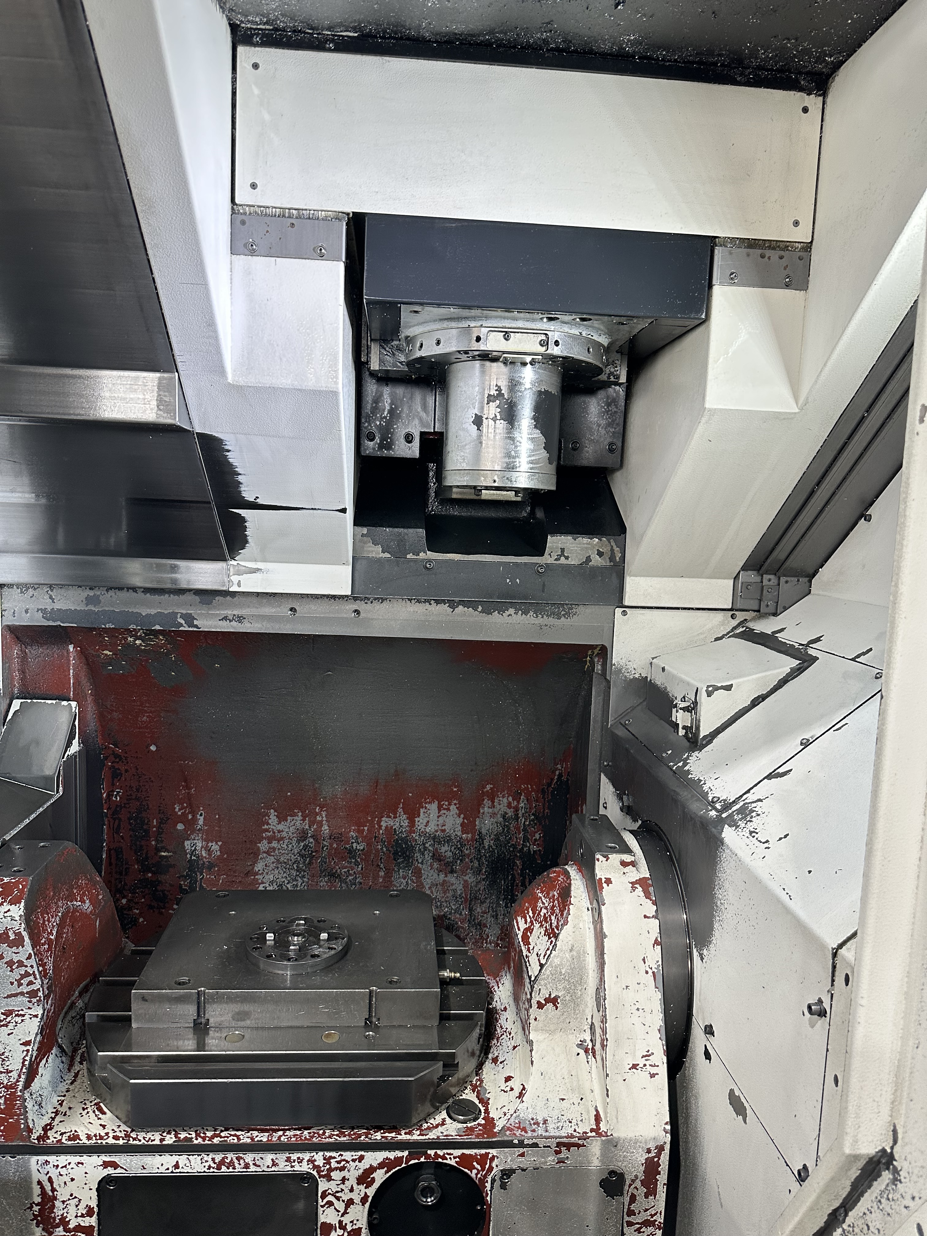 Mazak Variaxis 500-5X II 5 Axis CNC Machining Centre. (2012)