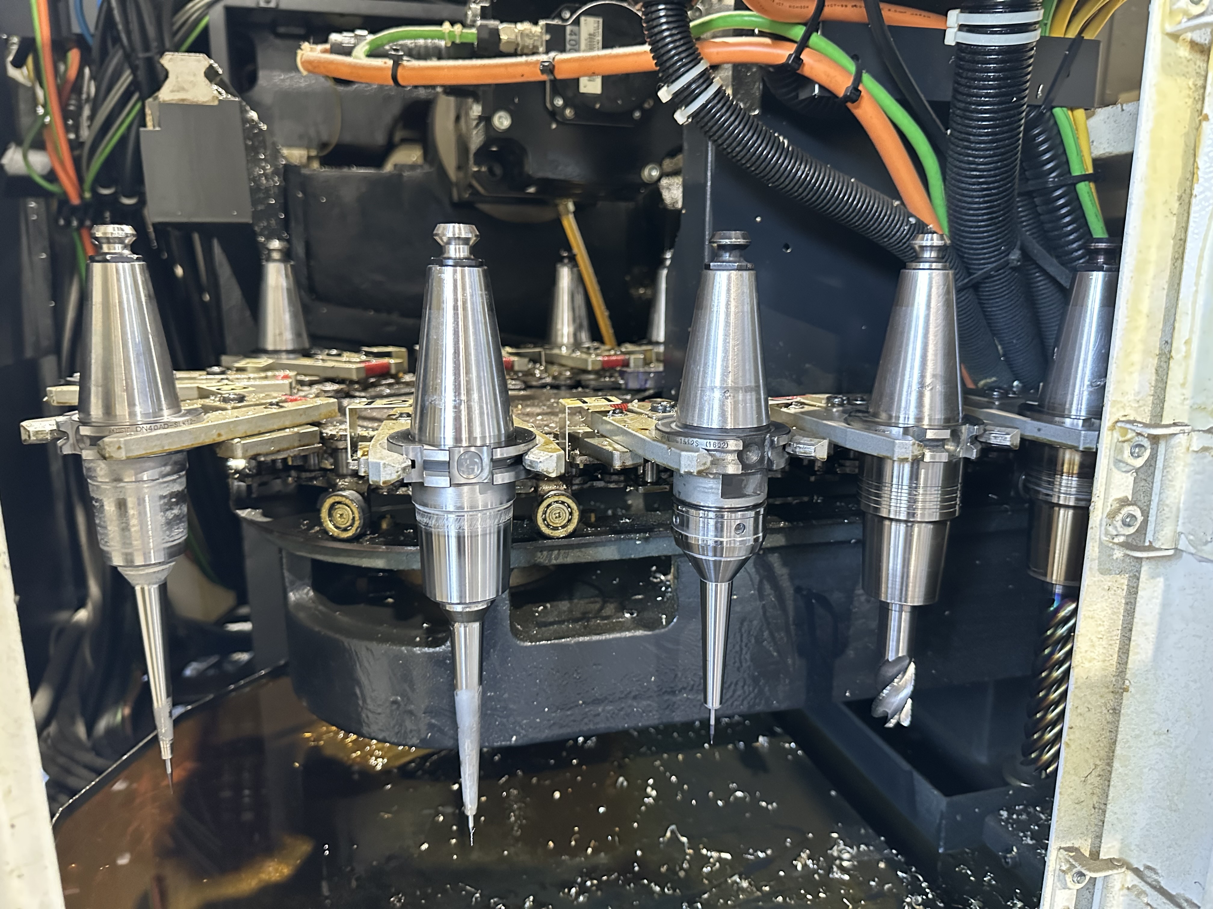 Mazak Variaxis i-500 5 Axis CNC Machining Centre. (2016)