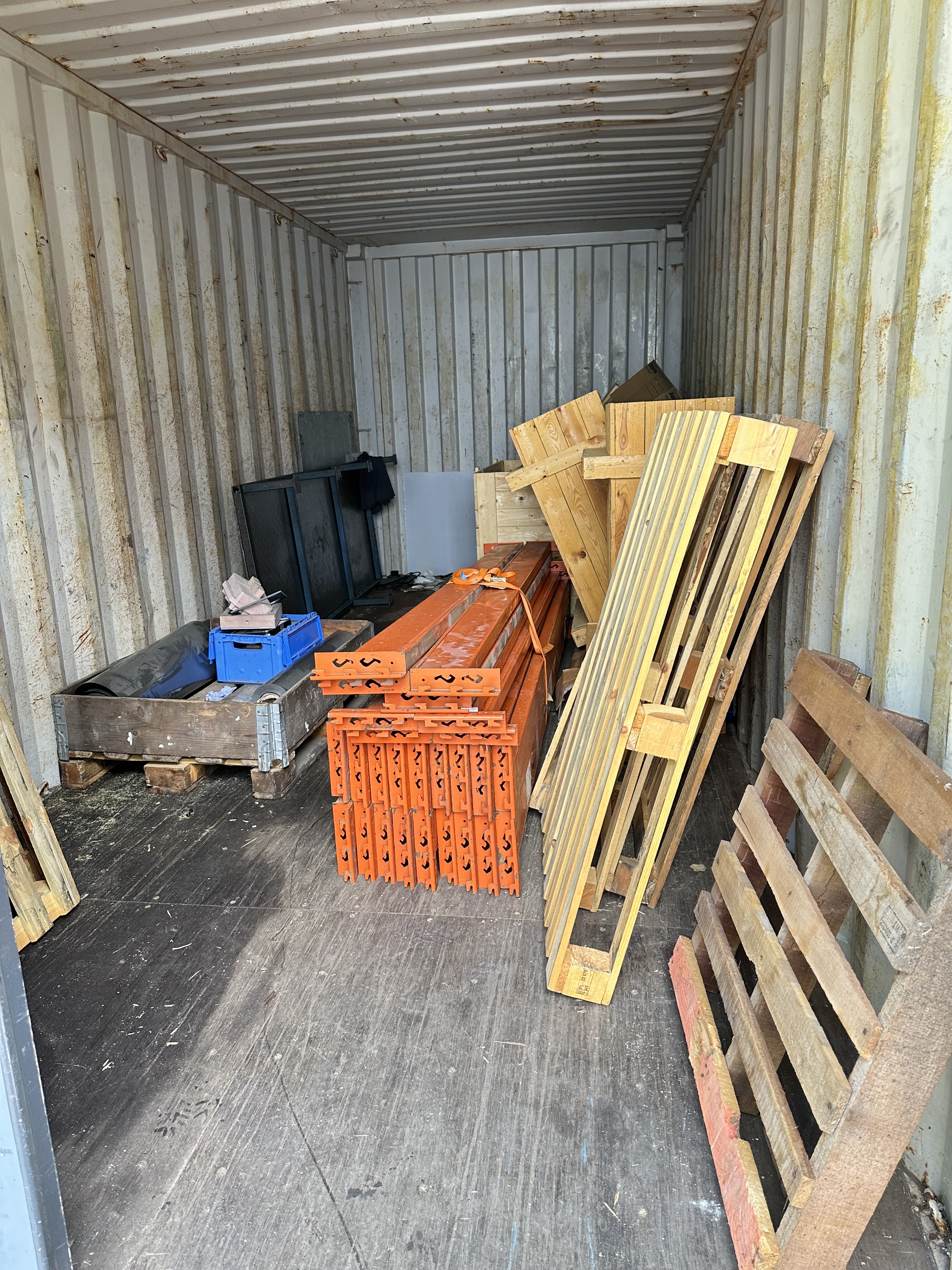 20ft Shipping / Storage Container