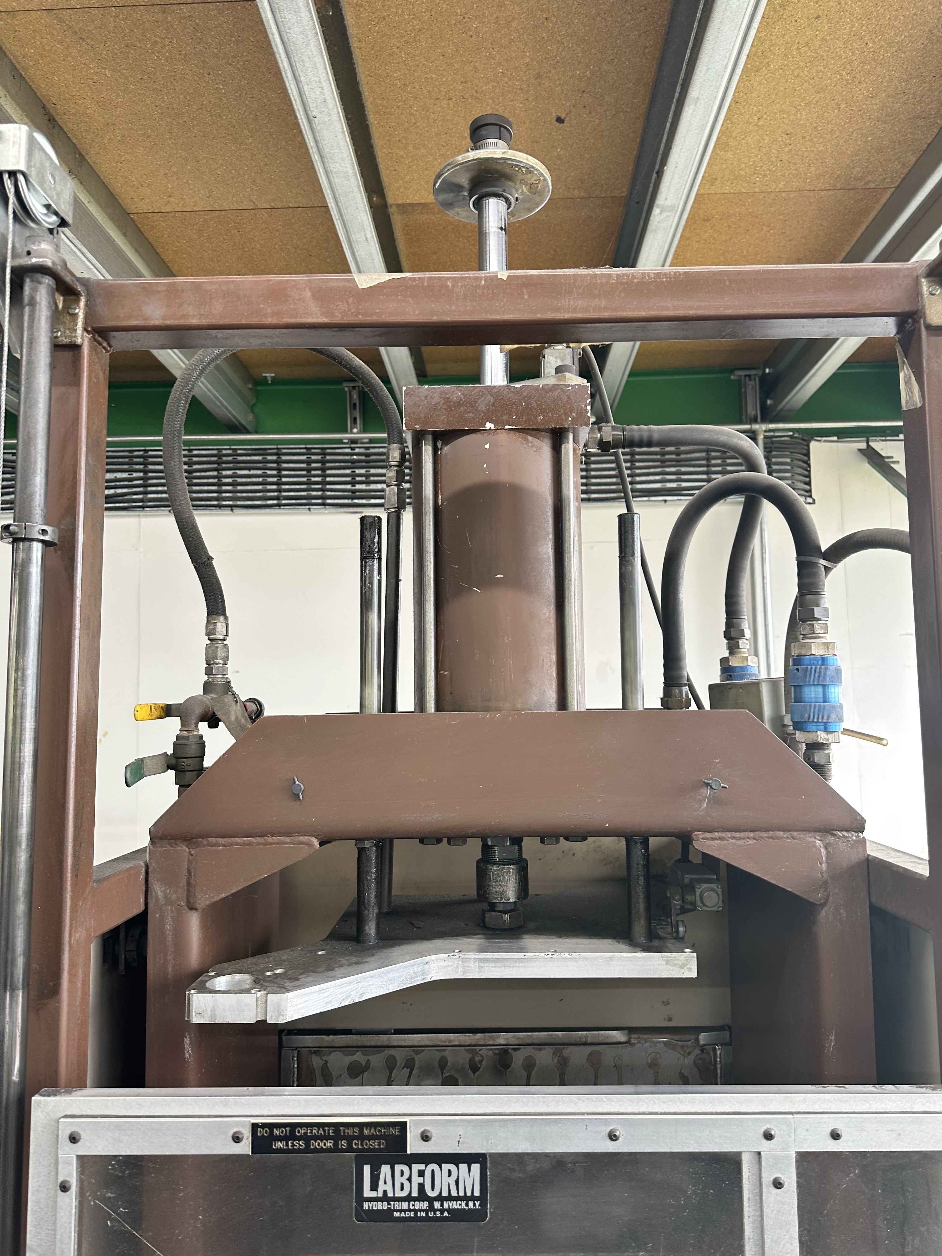  Labform 1620 Hydro-Trim Laboratory Thermoforming Machine