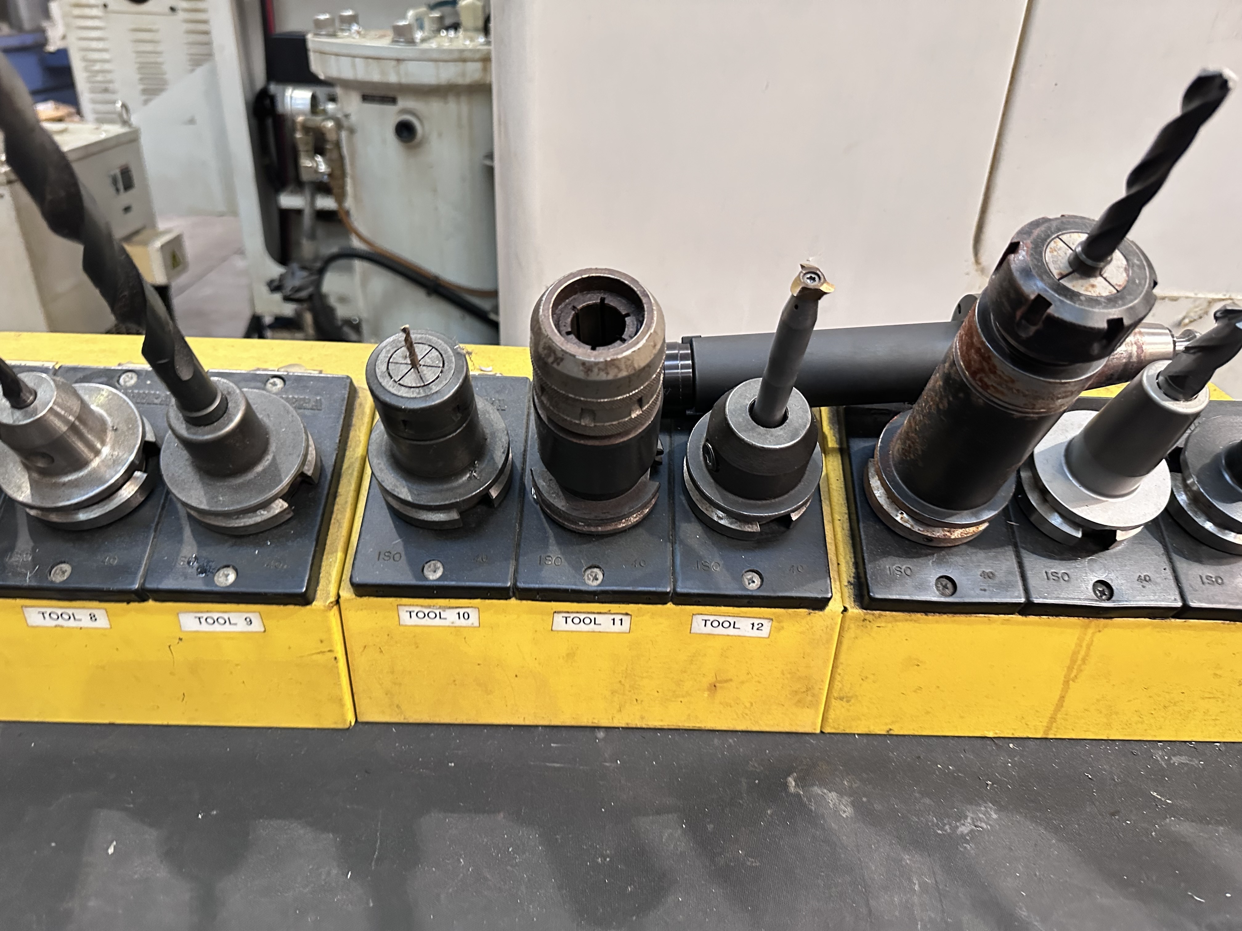 Work Bench, Vice & BT40 Spindle Tool Holders
