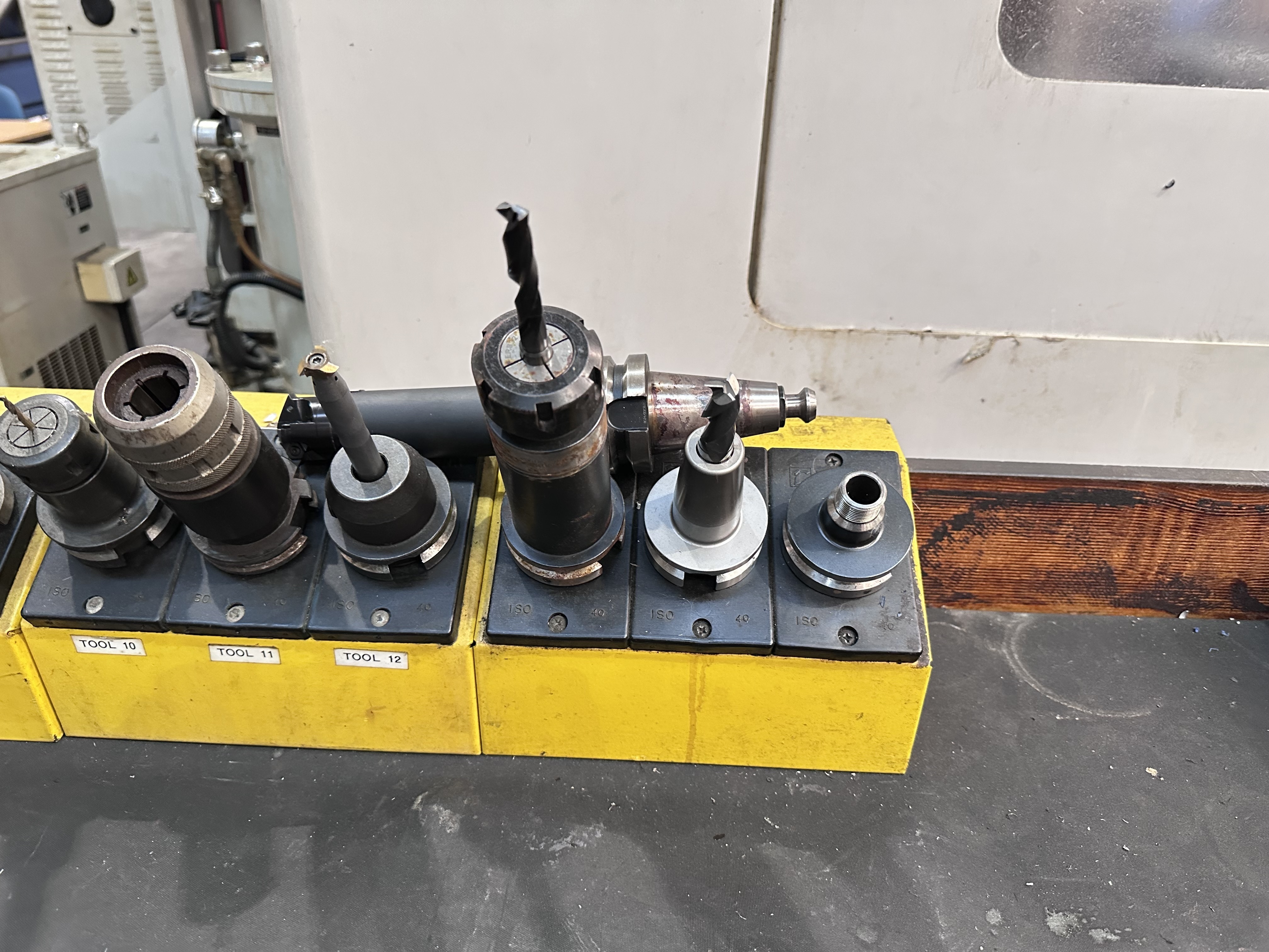 Work Bench, Vice & BT40 Spindle Tool Holders