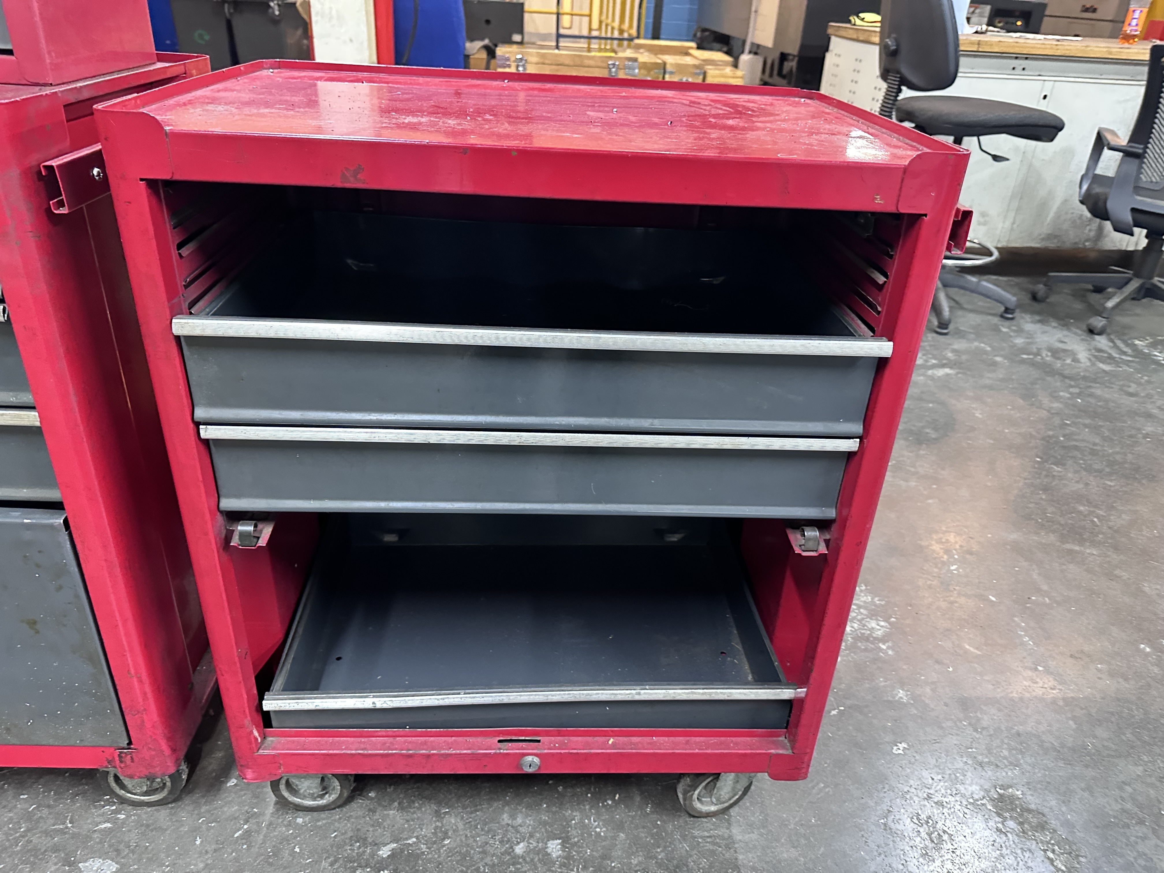 Multi Drawer Mobile Tool Cabinet (Qty 2)