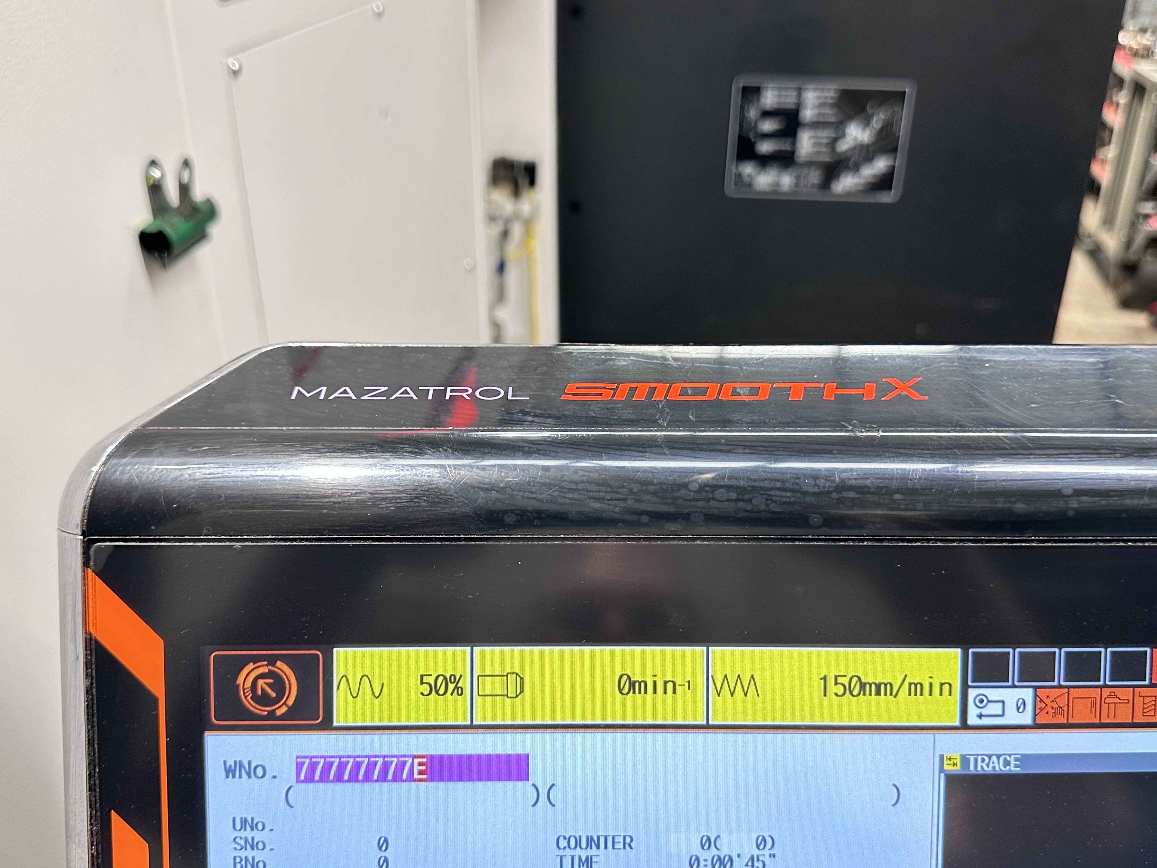 Mazak Variaxis I 600 Machining Centre with Mazatrol Smooth X Control (09/2017)