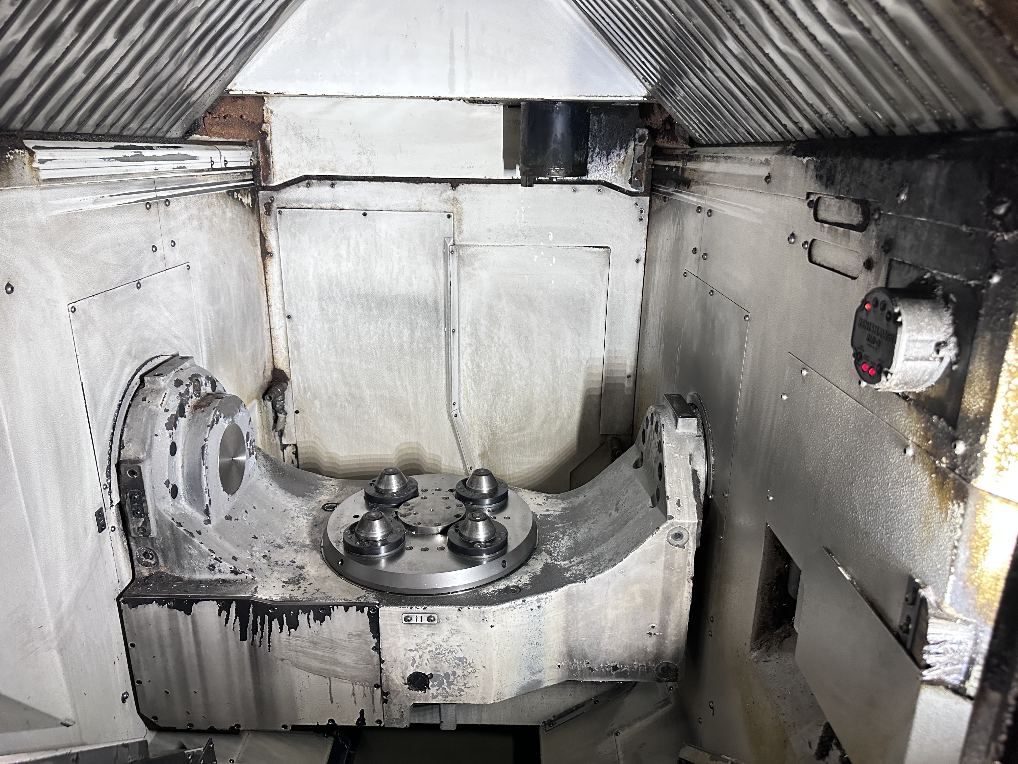 Mazak Variaxis I 600 Machining Centre with Mazatrol Smooth X Control (09/2017)