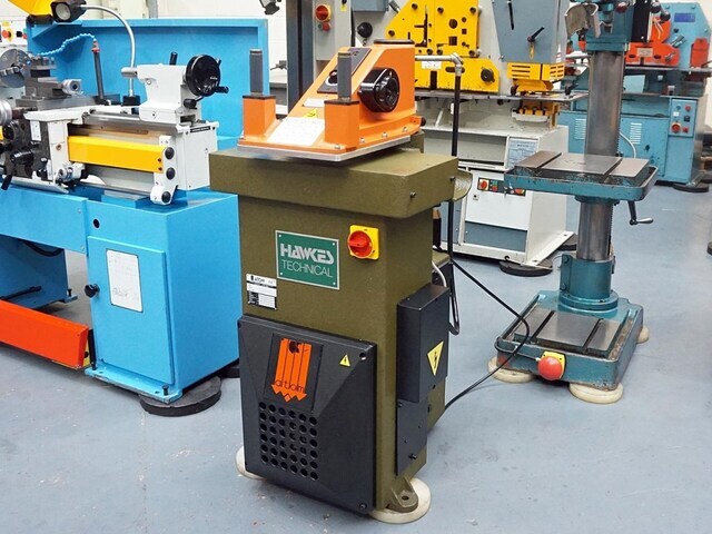 Hawkes Type ATOM SE8 Clicking Press
