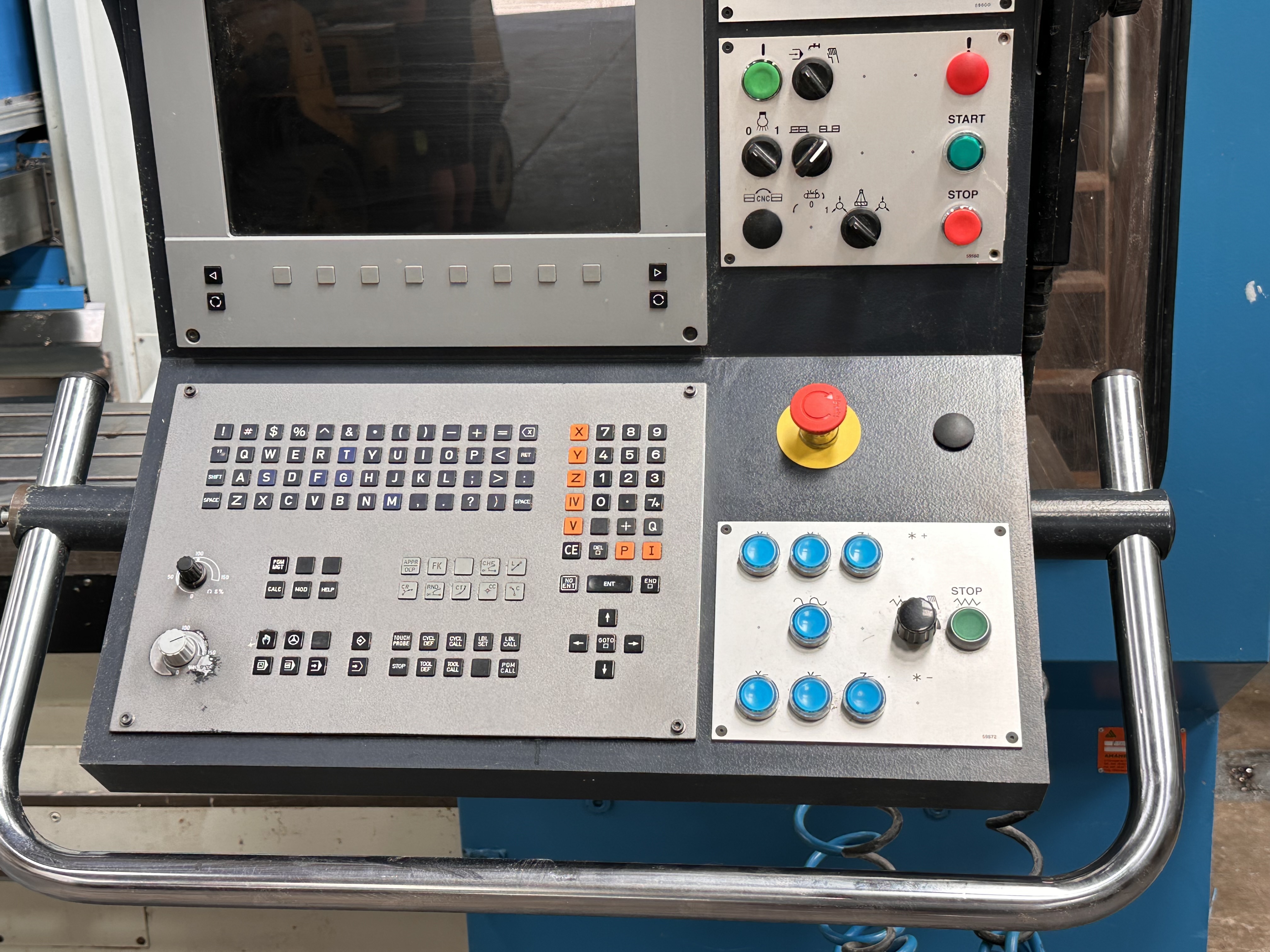 Correa CF22/25 Plus CNC Bed Milling Machine. (1999)