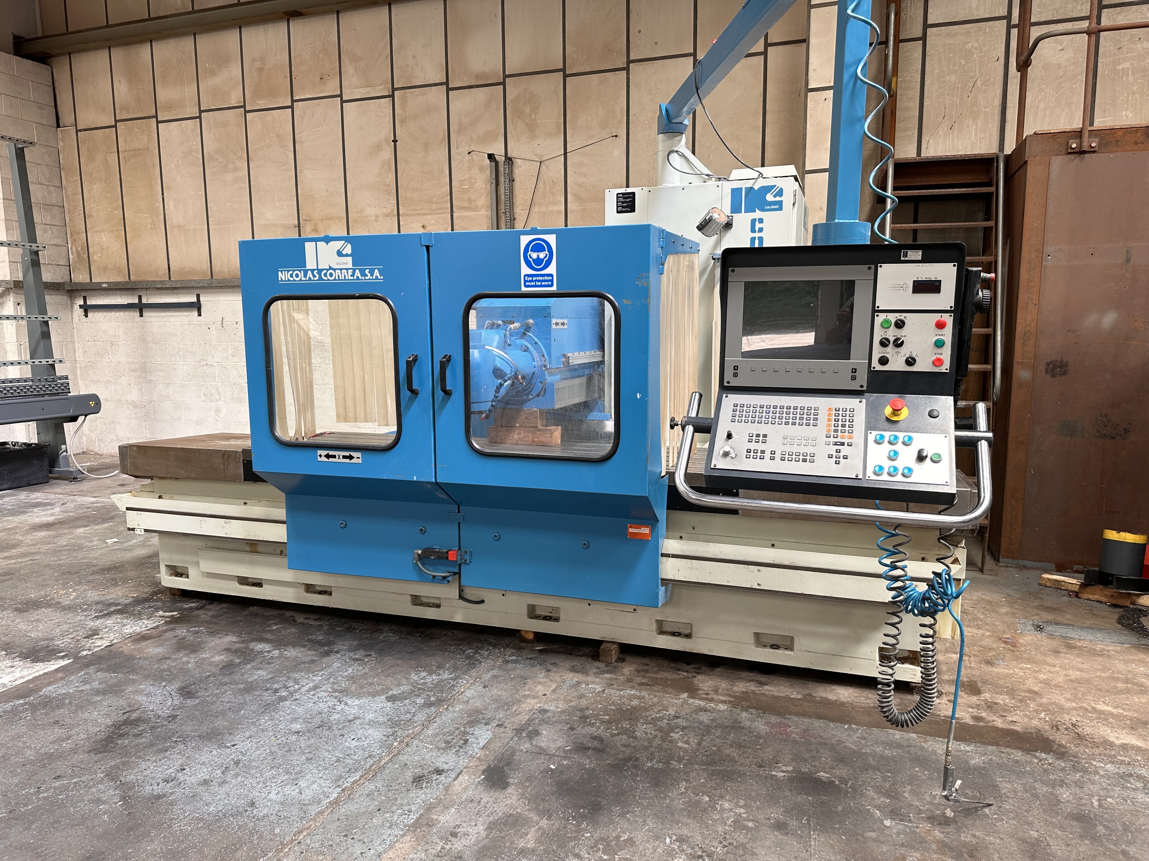 Correa CF22/25 Plus CNC Bed Milling Machine. (1999)