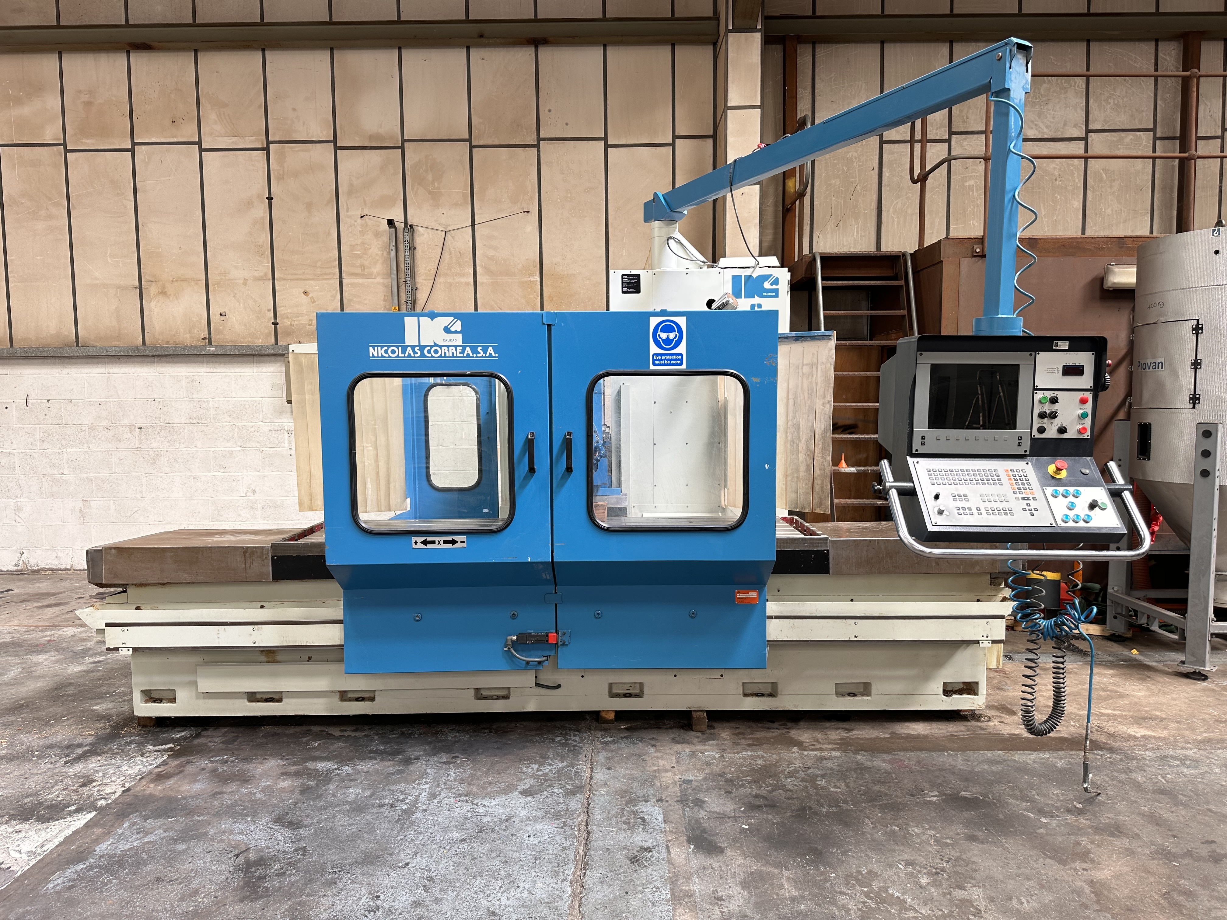Correa CF22/25 Plus CNC Bed Milling Machine. (1999)