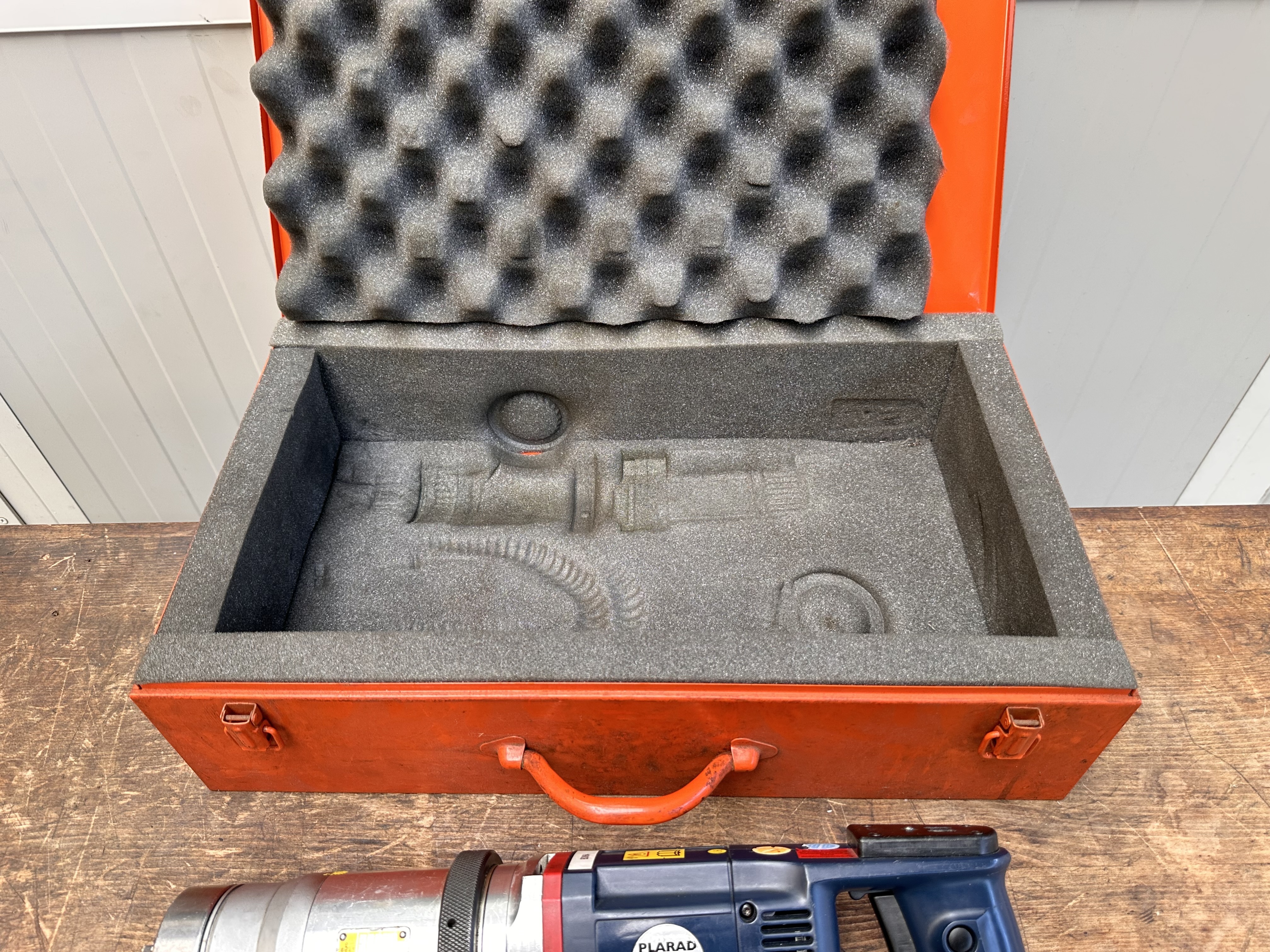 Plarad DE03AS Mechanical Screw Driver, Max Cap 300 N-m 1.4kw - 1/2 Drive, High & Low Speed (2005)