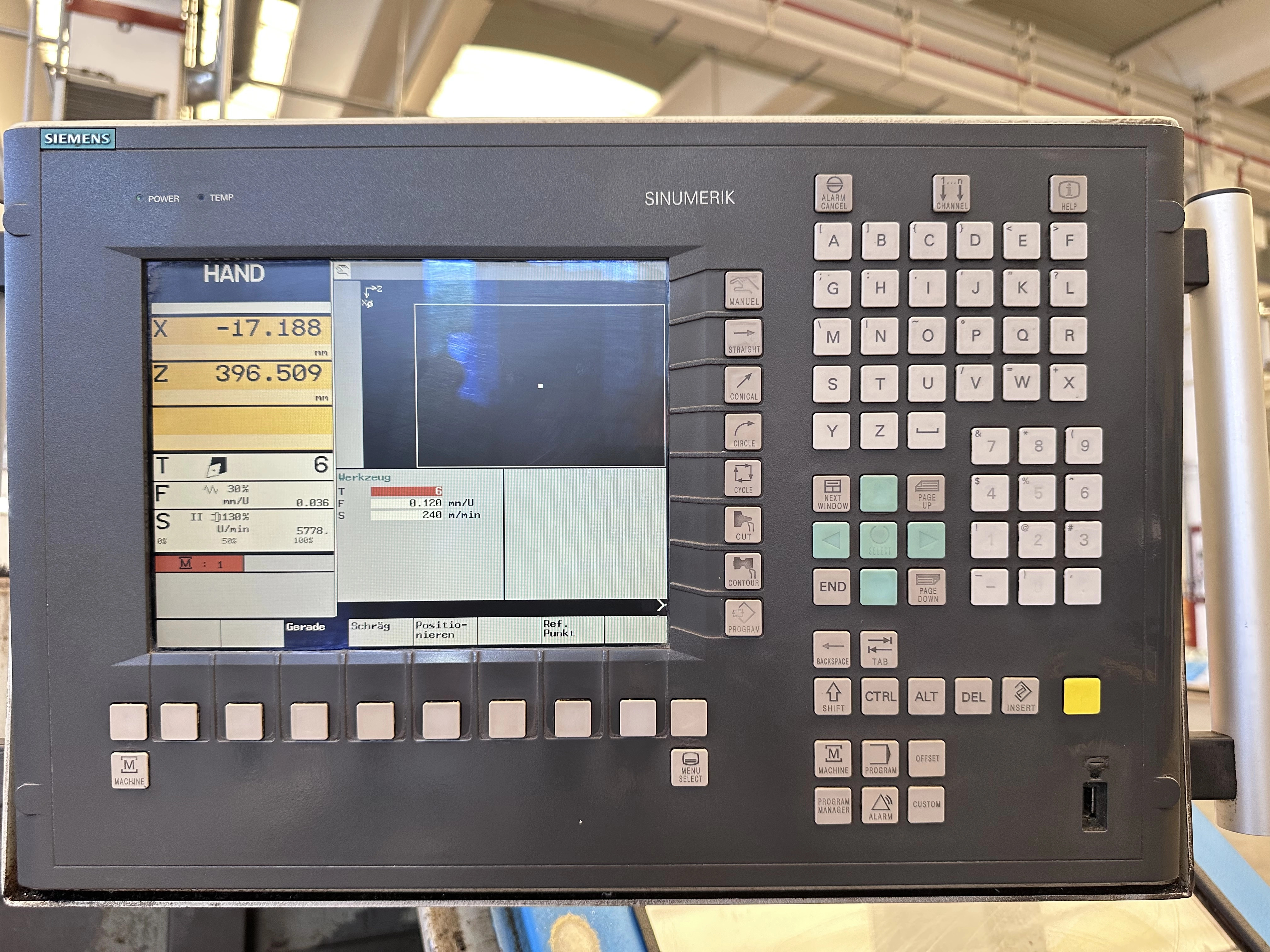 Seiger SLZ 500E NC Lathe with Siemens Sinumerik Control (2005)
