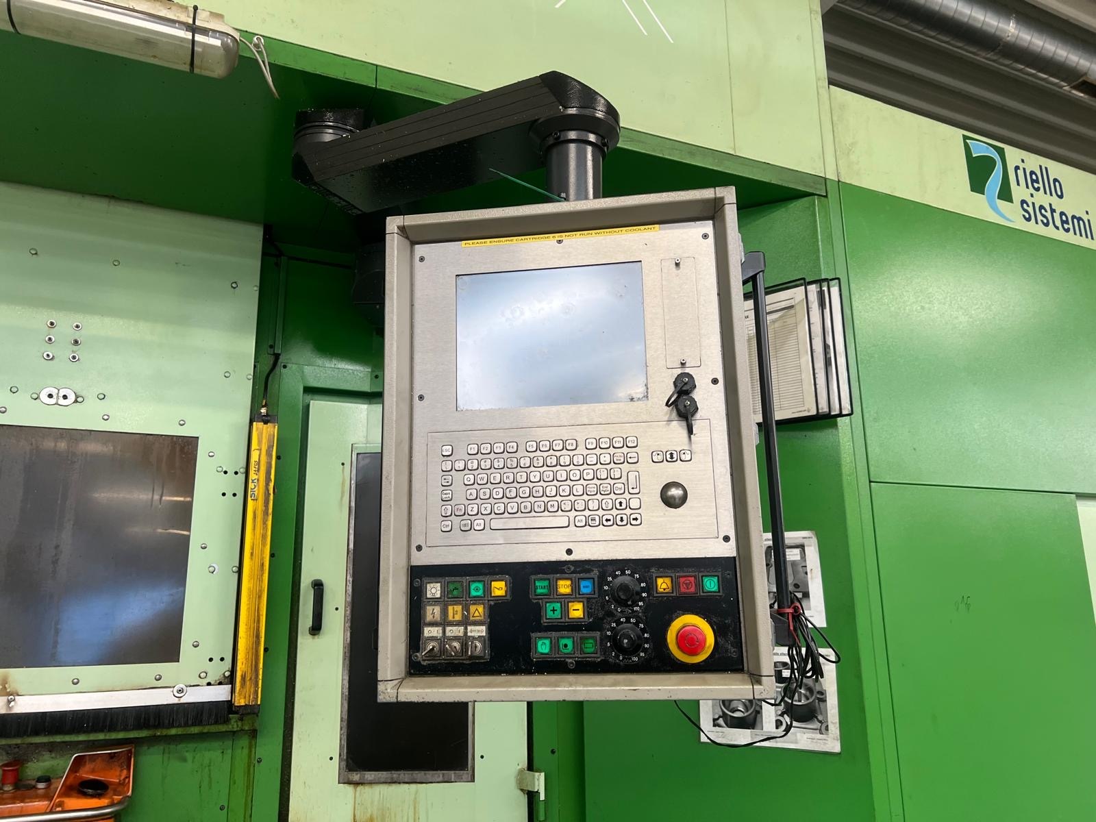 Riello Model VFX300–6/4–0/1-V Vertiflex Transfer Machine (2002)