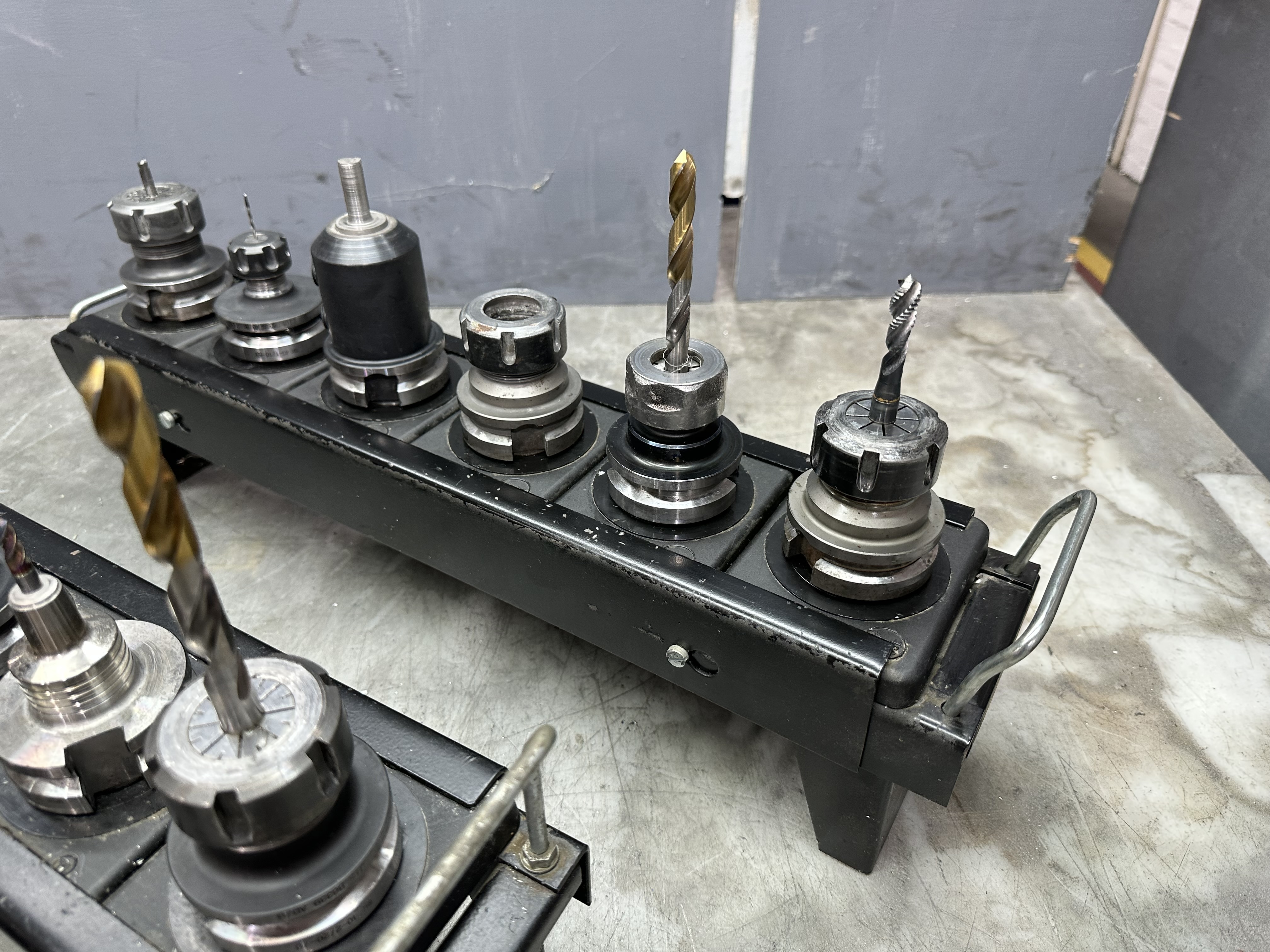 BT40 Spindle Tools Hoders with Various Cutter Holding Ends (4 x Tool Racks)