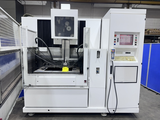 Charmilles Robofil 440-CC Wire-Cut Electro-Discharge Machine. (2002)
