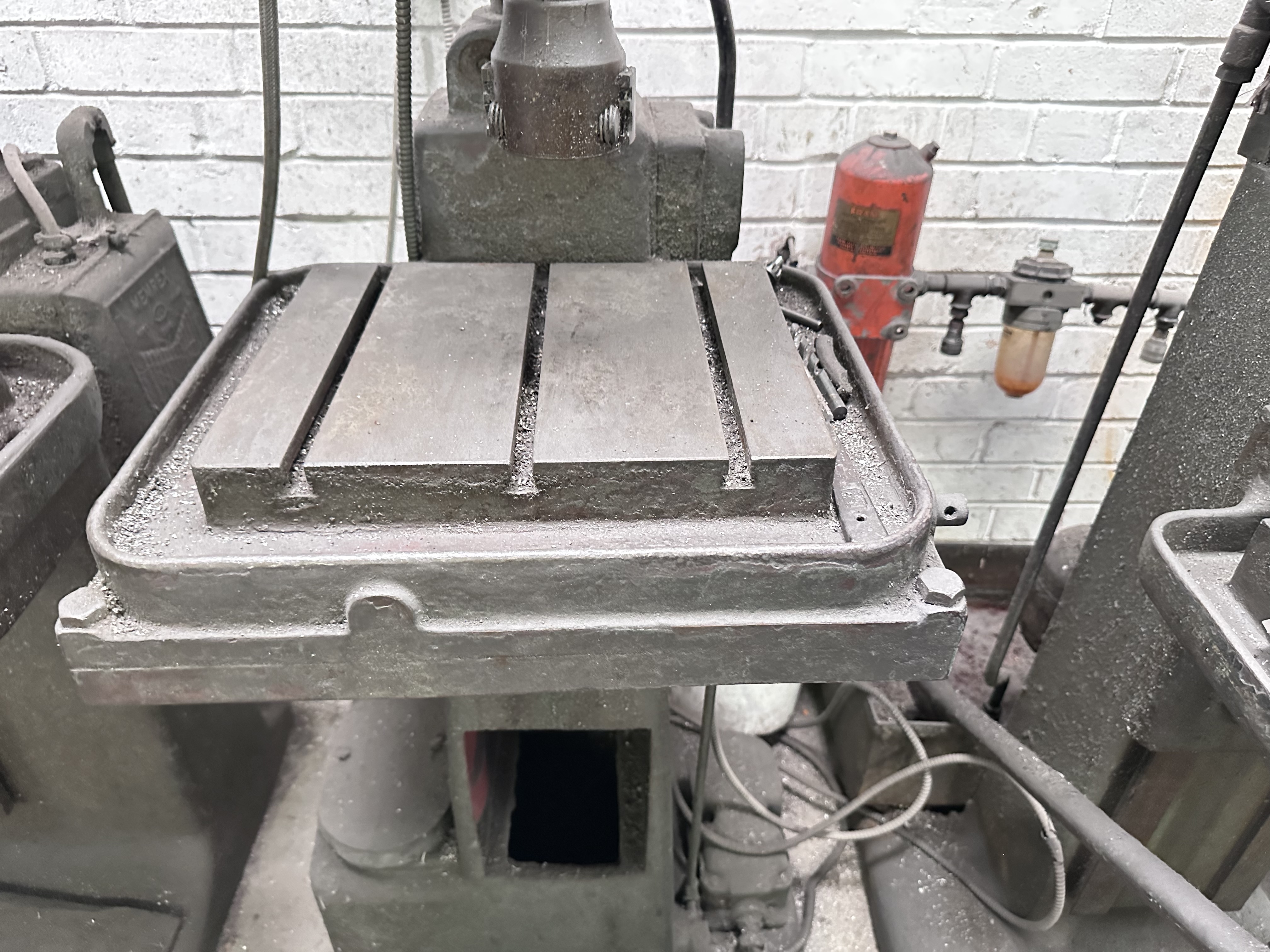 UG4 Tapping Machine (Pillar Drill Type)