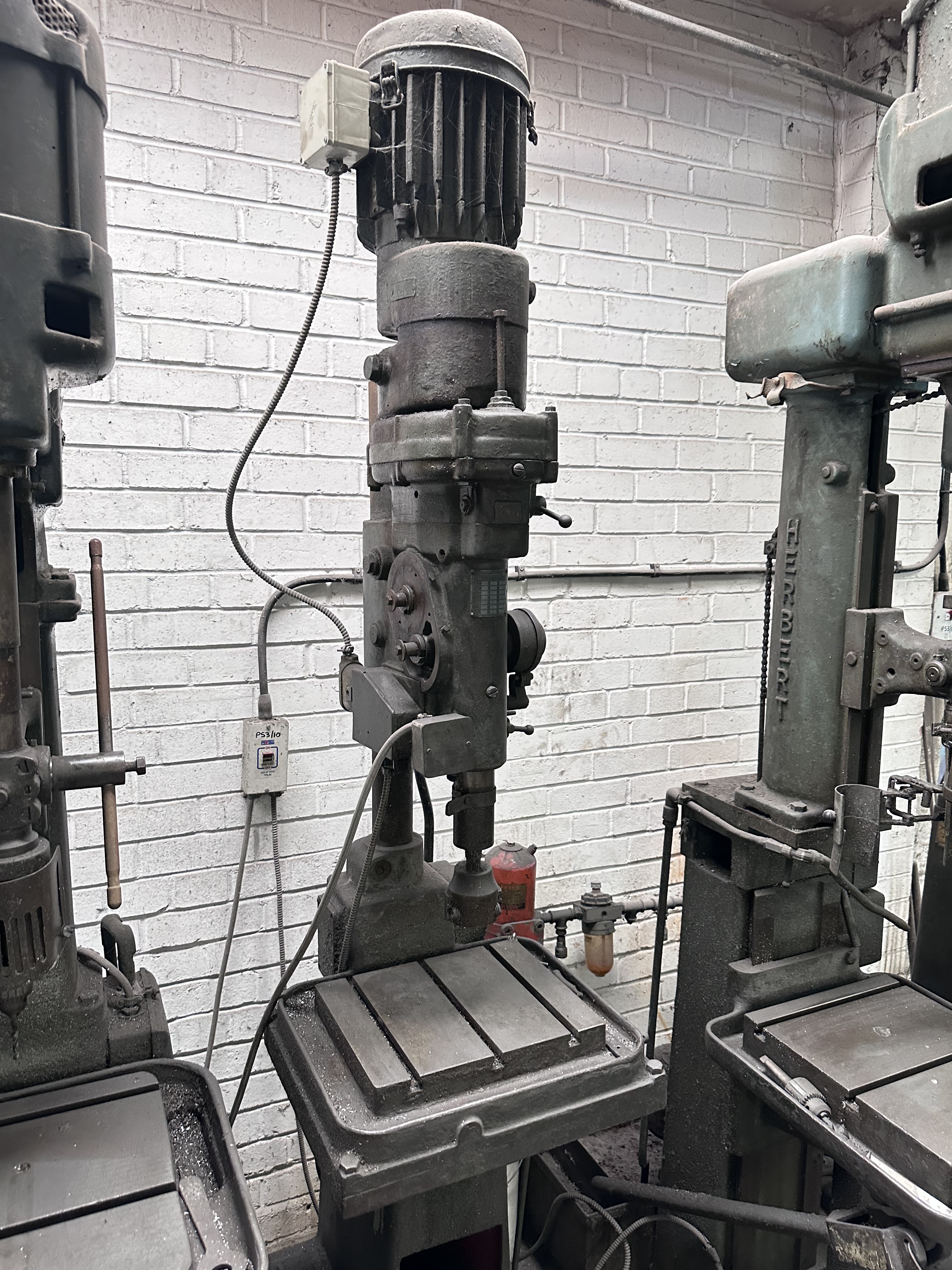 UG4 Tapping Machine (Pillar Drill Type)