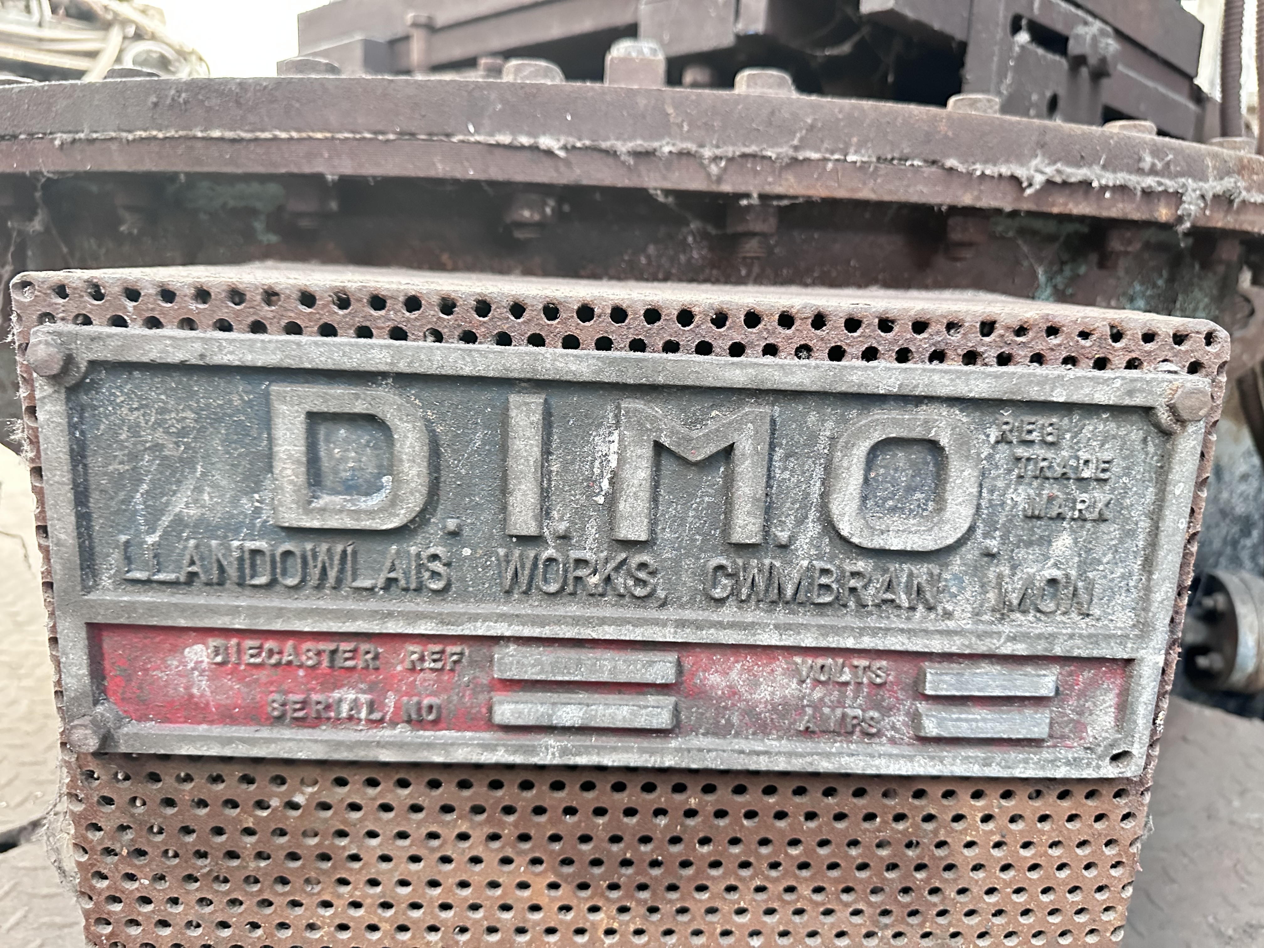Dimo Vertical Casting Machine