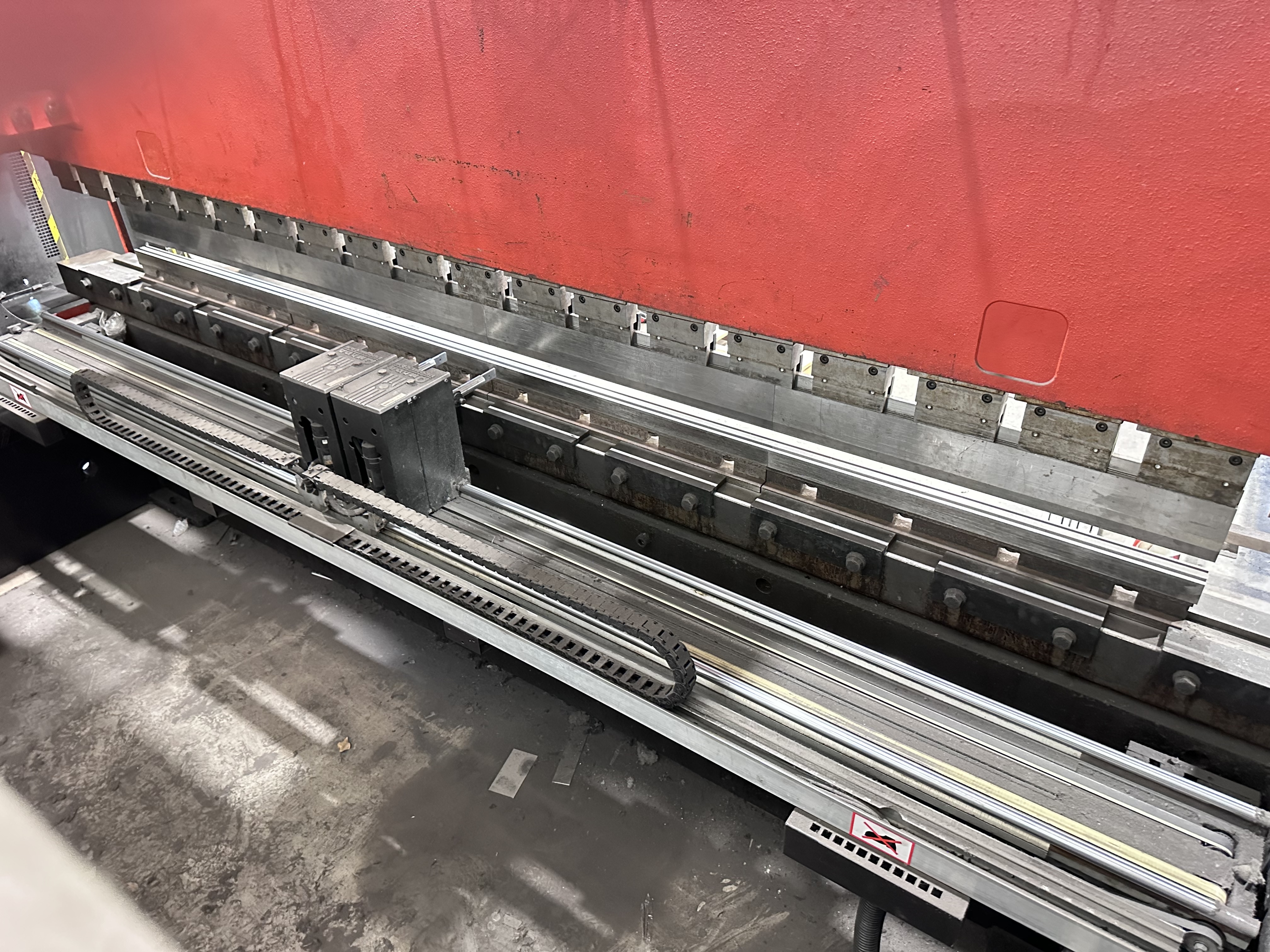 Amada Promecam HFB 2204 8-Axis Hydraulic Press Brake (1999)