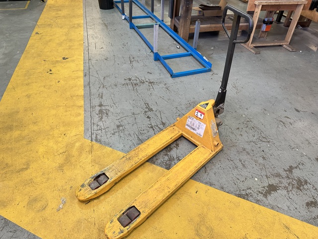 Pallet Truck, Capacity 2500kg, Forks 540 x 1150mm