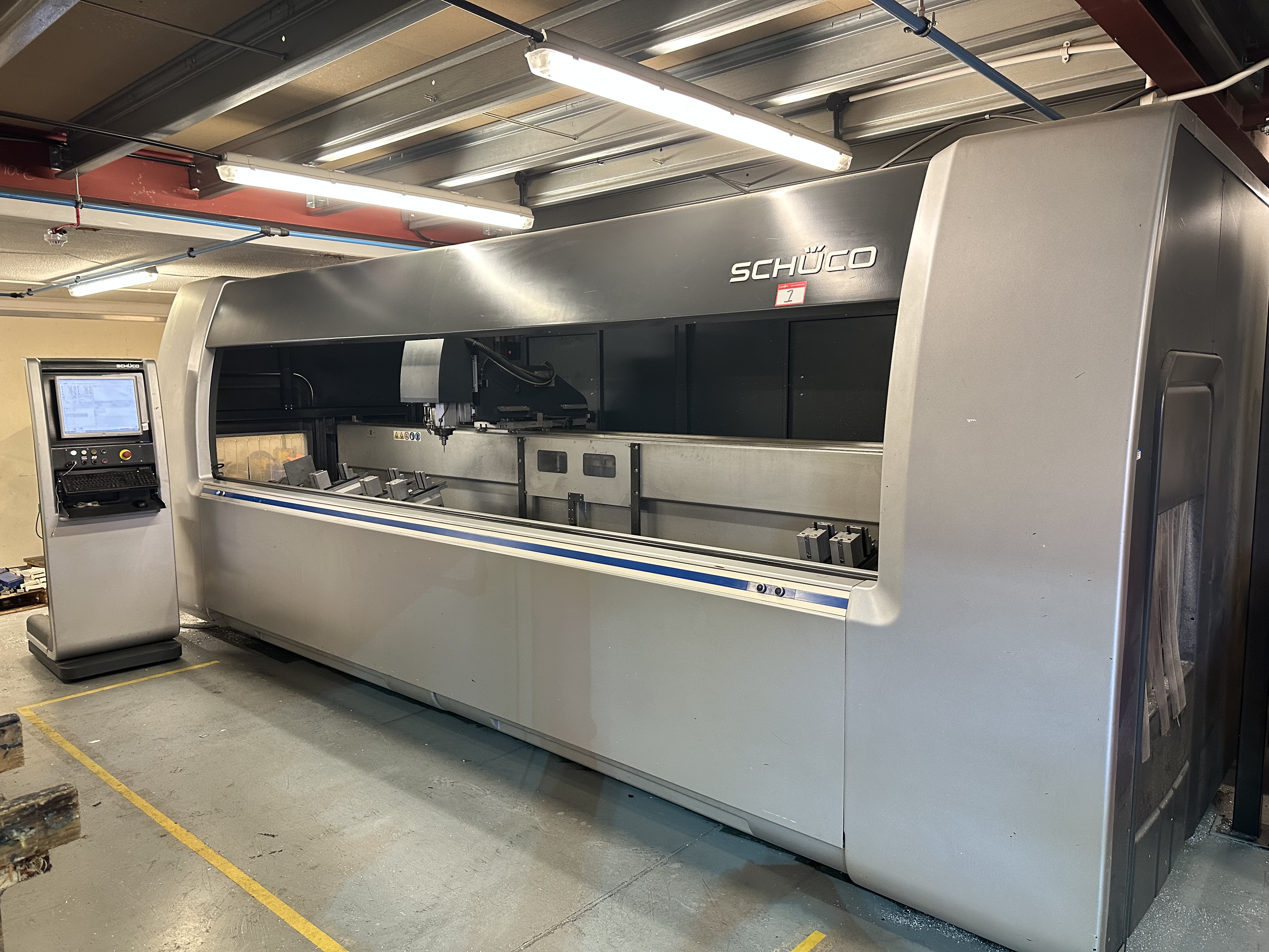 3498 - Schuco Machining Centre, Mitre Saw and Punching Machinery, Combi-Lift and Aluminium Profiling Equipment previously used by SDS Architectural Glazing, removed for convenience of sale
