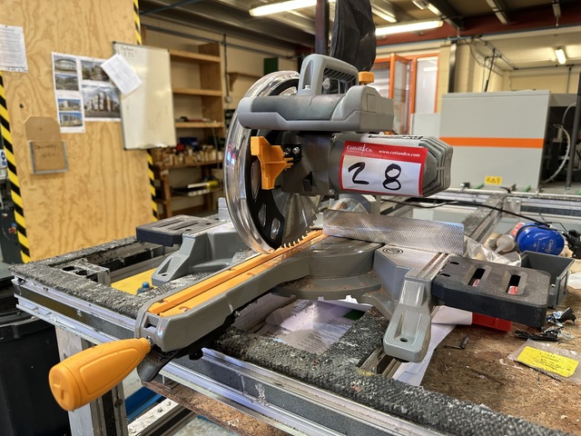 Titan TTB794MSW Cross Cut Mitre Saw, 240V
