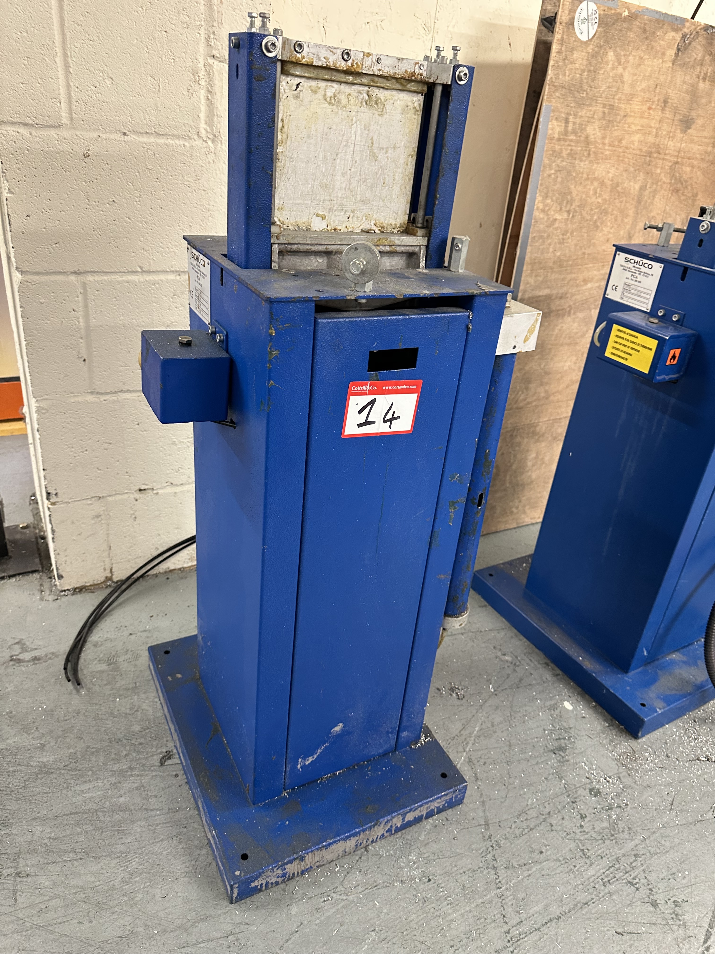 Schuco PGA (282 020) Pneumatic Press. (2003)
