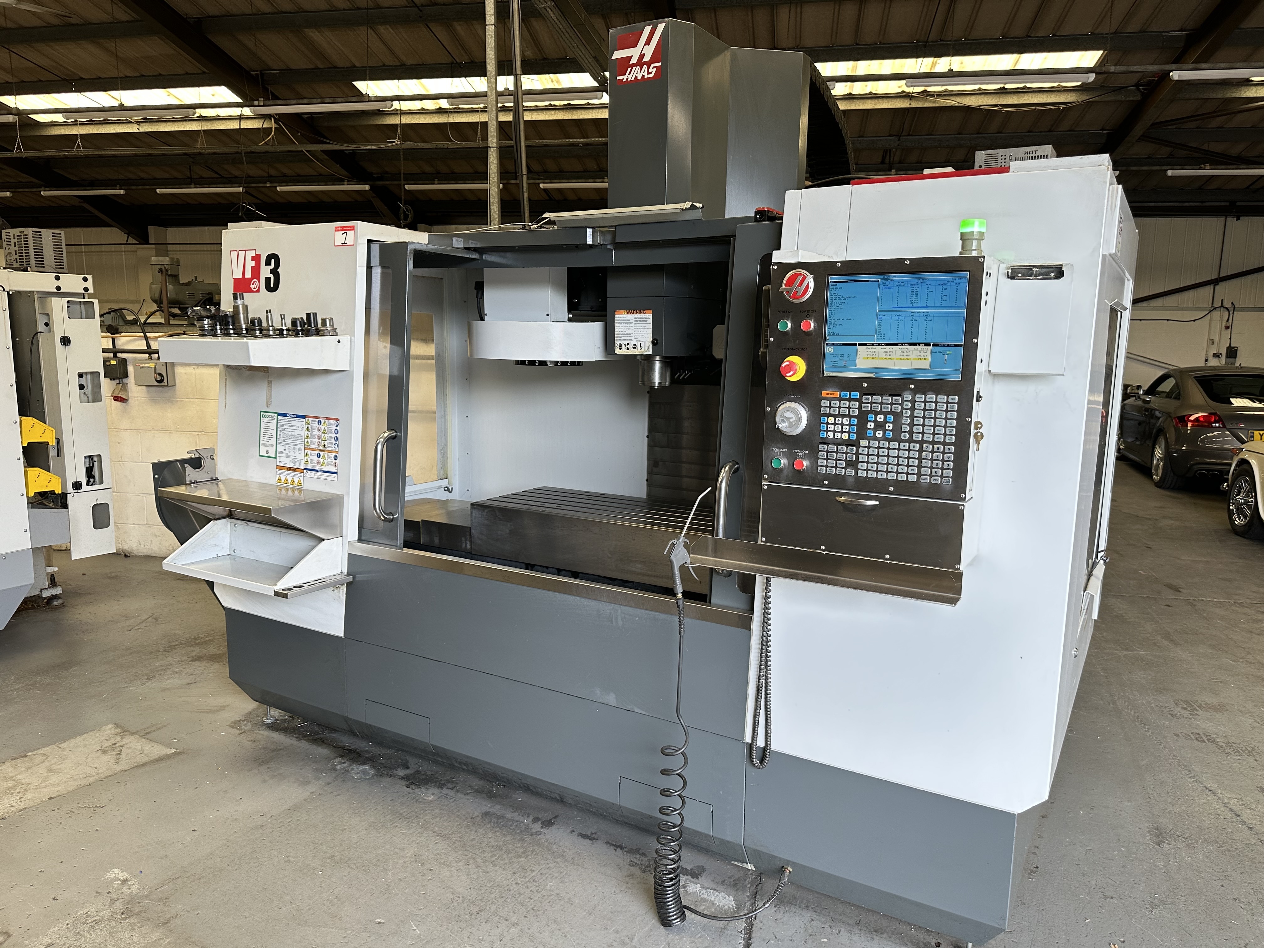 Haas VF3 CNC Vertical Machining Centre with Haas Control. (11/2010)