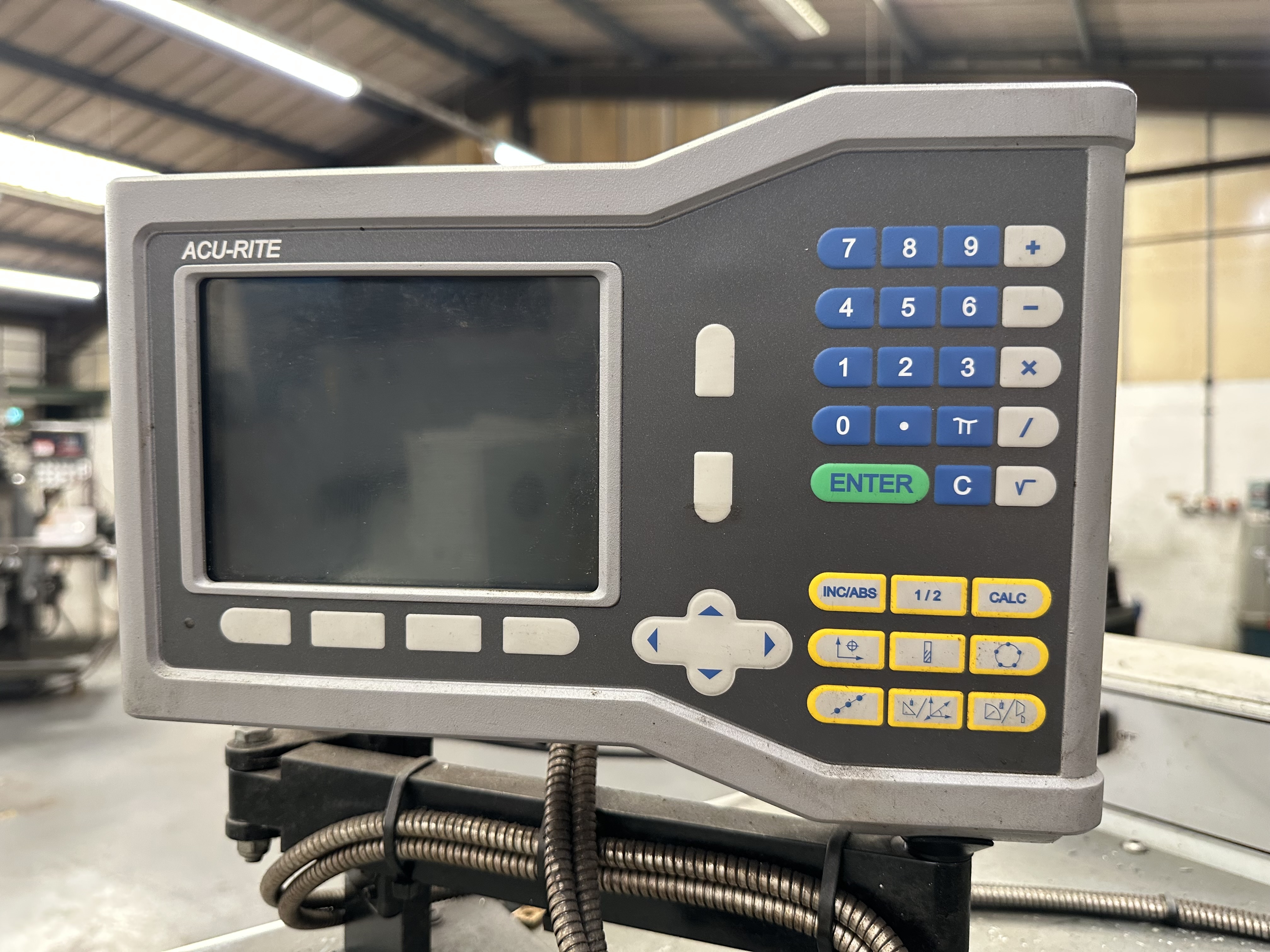XYZ 2400 Gap Bed Centre Lathe with Acu-rite 2 Axis DRO